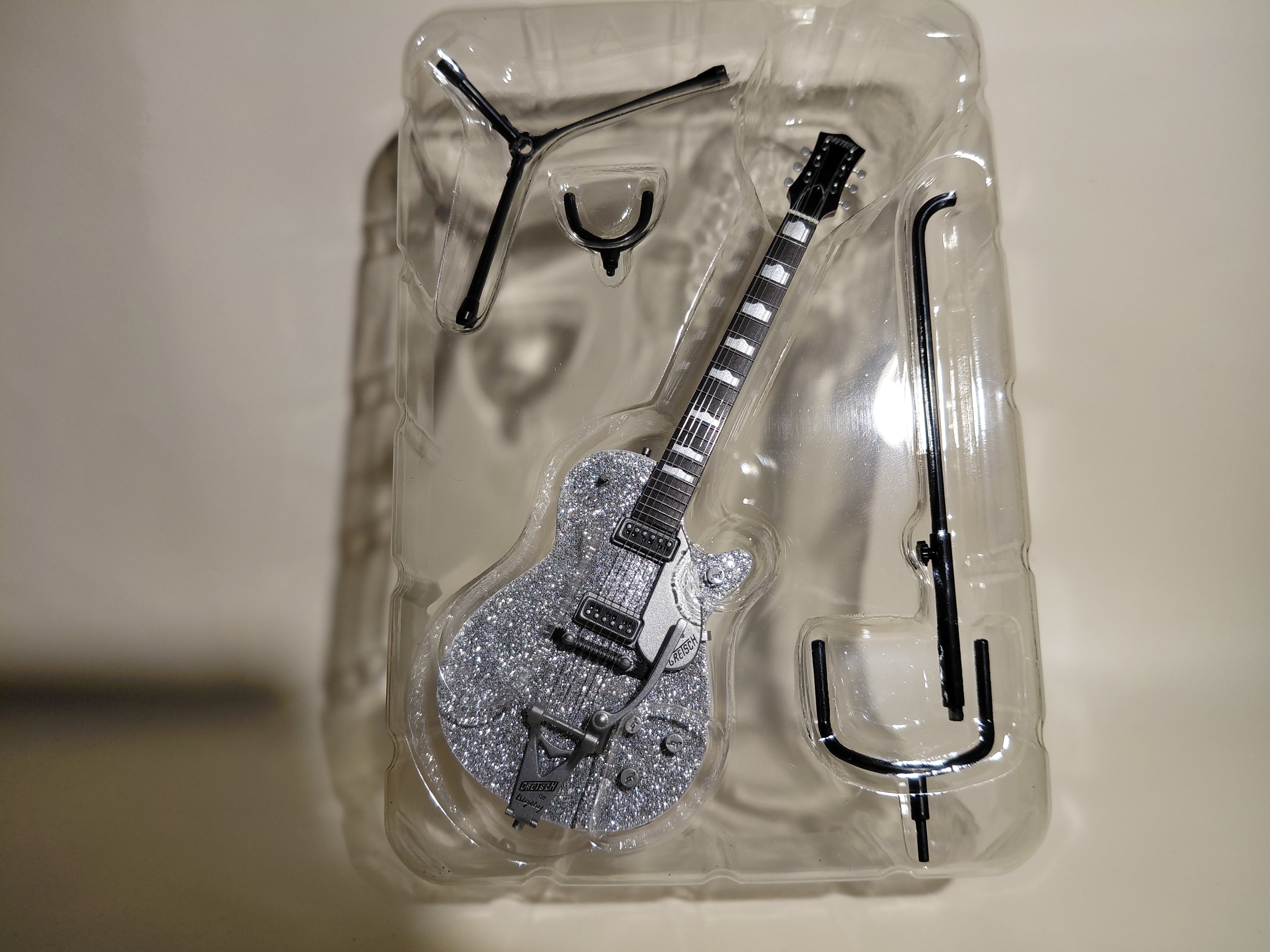 GRETSCH Guitar COLLECTION II Silver Jet Miniature Figure ~ 1/8 Scale Official Guitar Figure ☆Gretsch Guitar Collection ★George Harrison