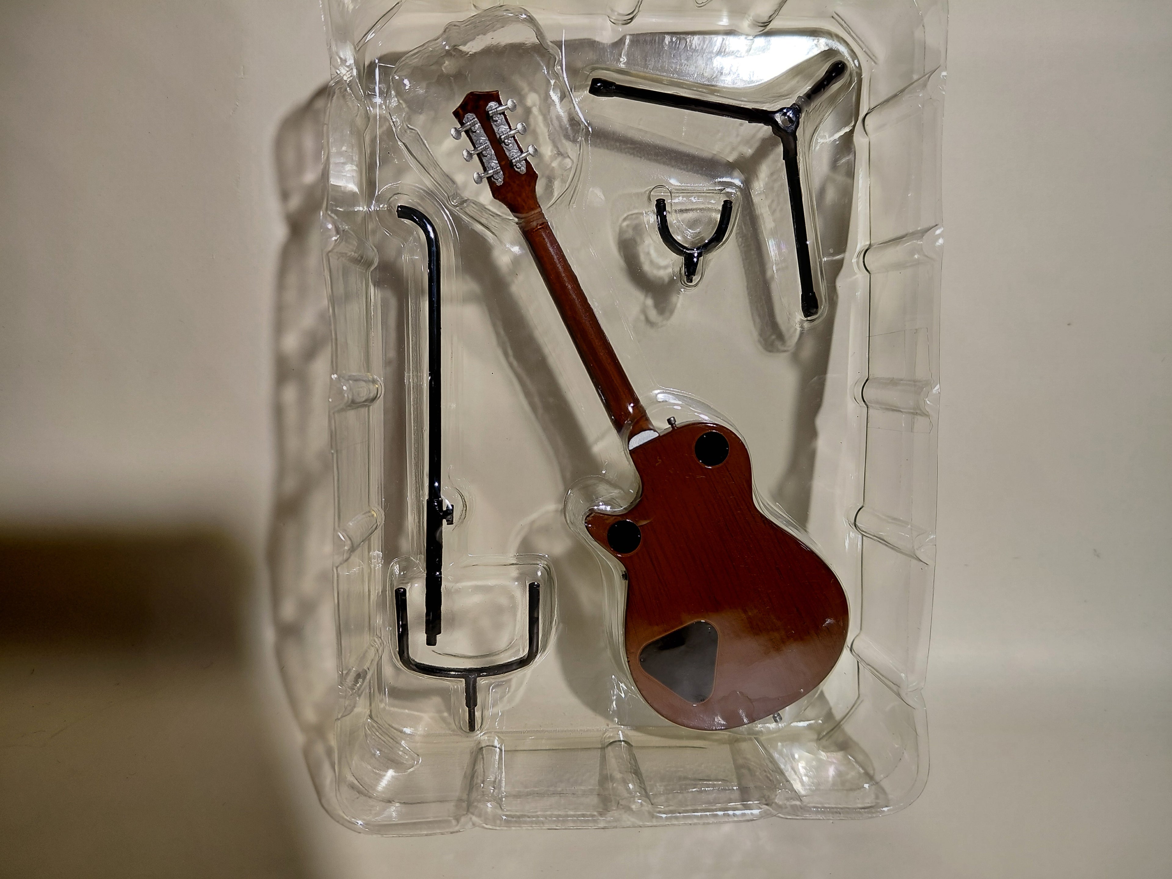 GRETSCH Guitar COLLECTION II Silver Jet Miniature Figure ~ 1/8 Scale Official Guitar Figure ☆Gretsch Guitar Collection ★George Harrison