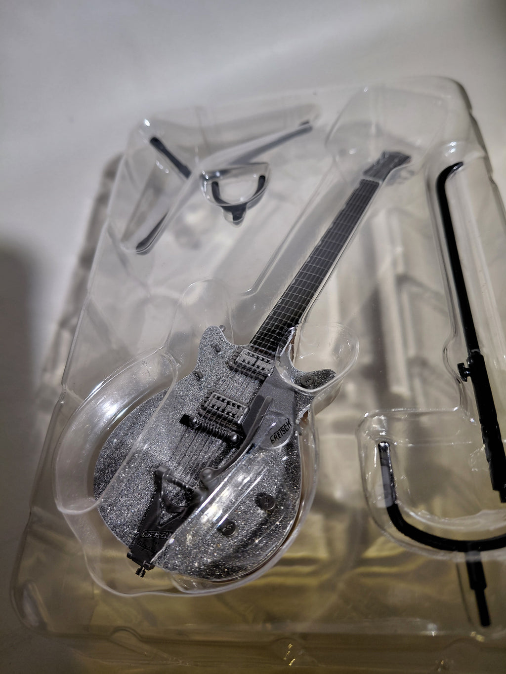 Gretsch Guitar Collection Figure G6129T-1962 Silver Jet Miniature ~ 1/8 Scale Official Guitar Figure ☆Gretsch Guitar Collection ★George Harrison