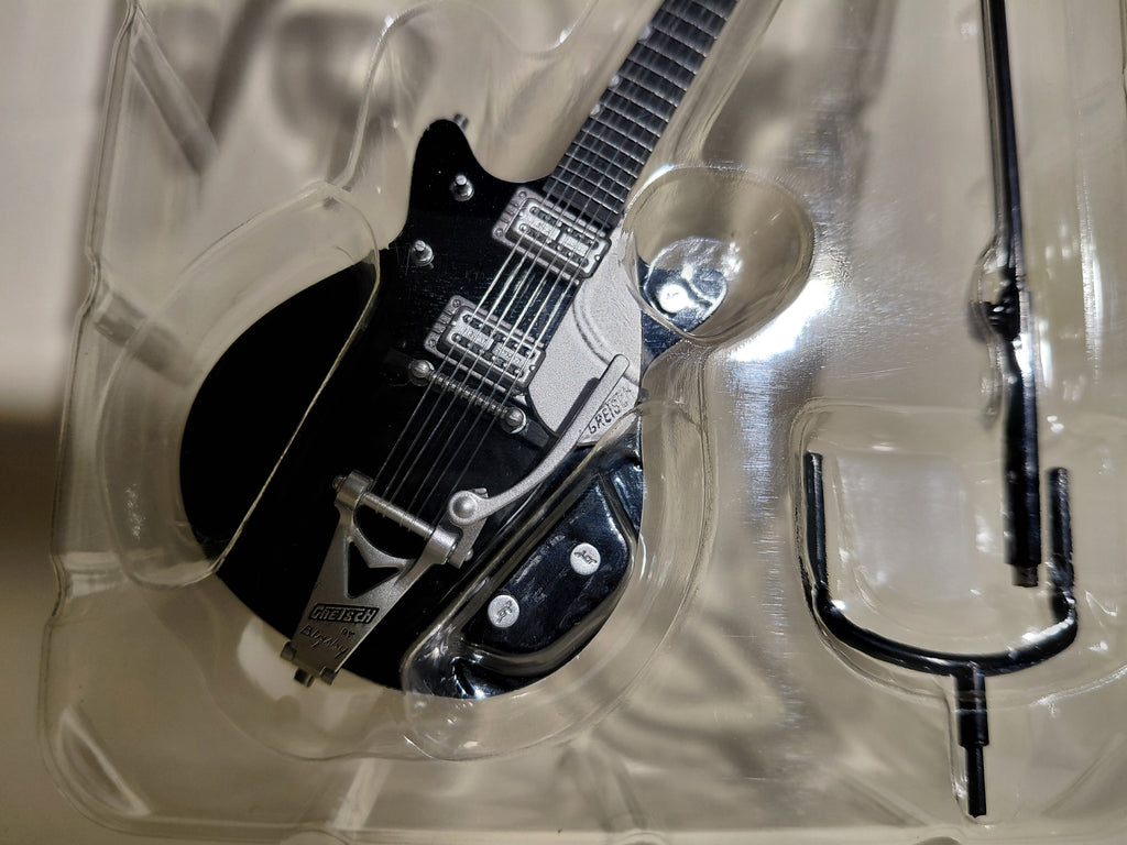 Gretsch Guitar Collection Figure G6128T-1962 Duo Jet Miniature ~ 1/8 Scale Official Guitar Figure ☆Gretsch Guitar Collection ★George Harrison (Copy)