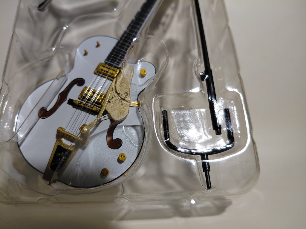 Gretsch Guitar Collection Figure White Falcon G6136T Miniature ~ 1/8 Scale Official Guitar Figure ☆Gretsch Guitar Collection ★George Harrison