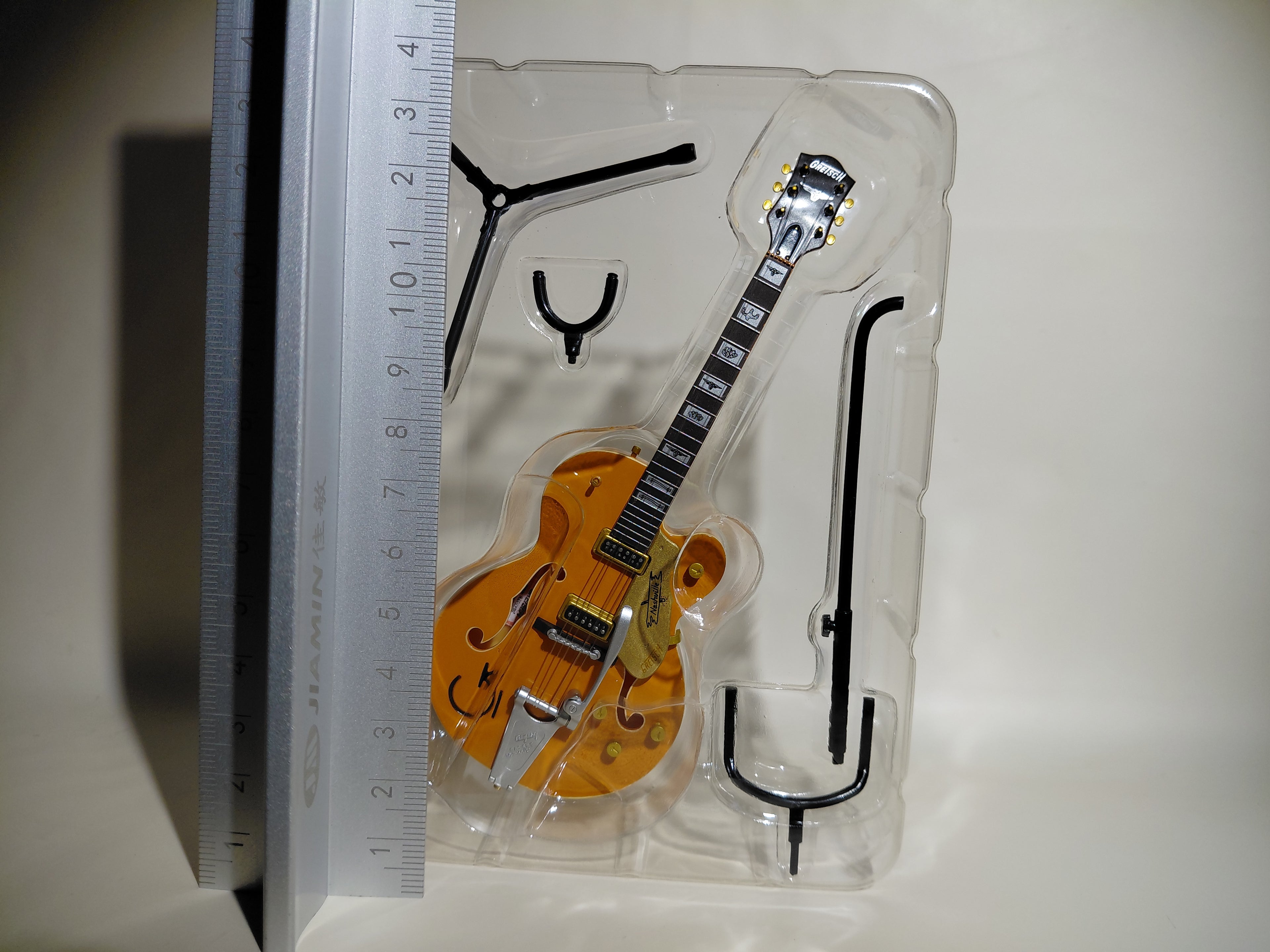 GRETSCH Nashville ~1/8 Scale Official Guitar Figure ☆Gretsch Guitar Collection ★George Harrison
