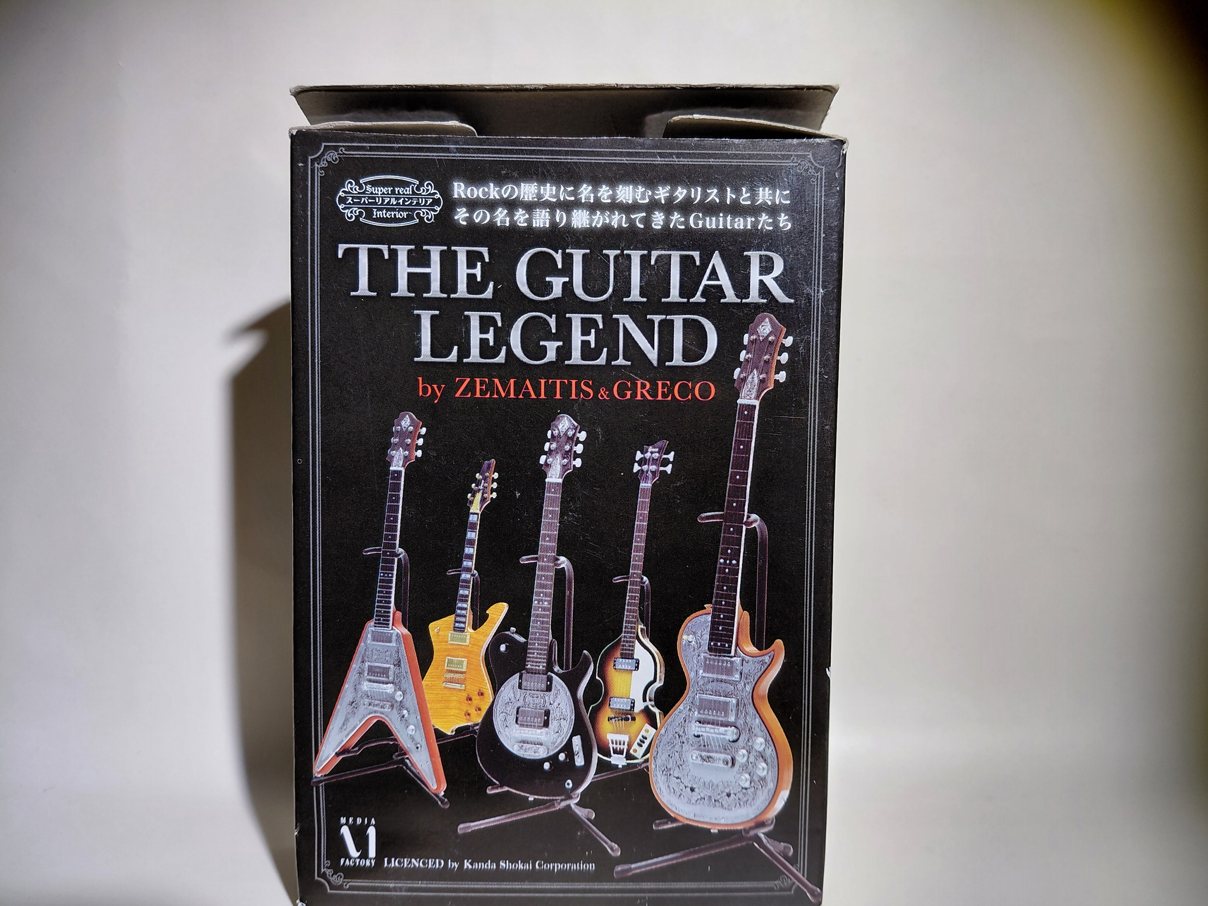 GRECO Violin Bass VB-100 ~THE GUITAR LEGEND by Zemaitis & Greco~ 1/8 Scale Official Guitar Figure ★Paul McCartney ☆Guitar Figure ☆Miniature