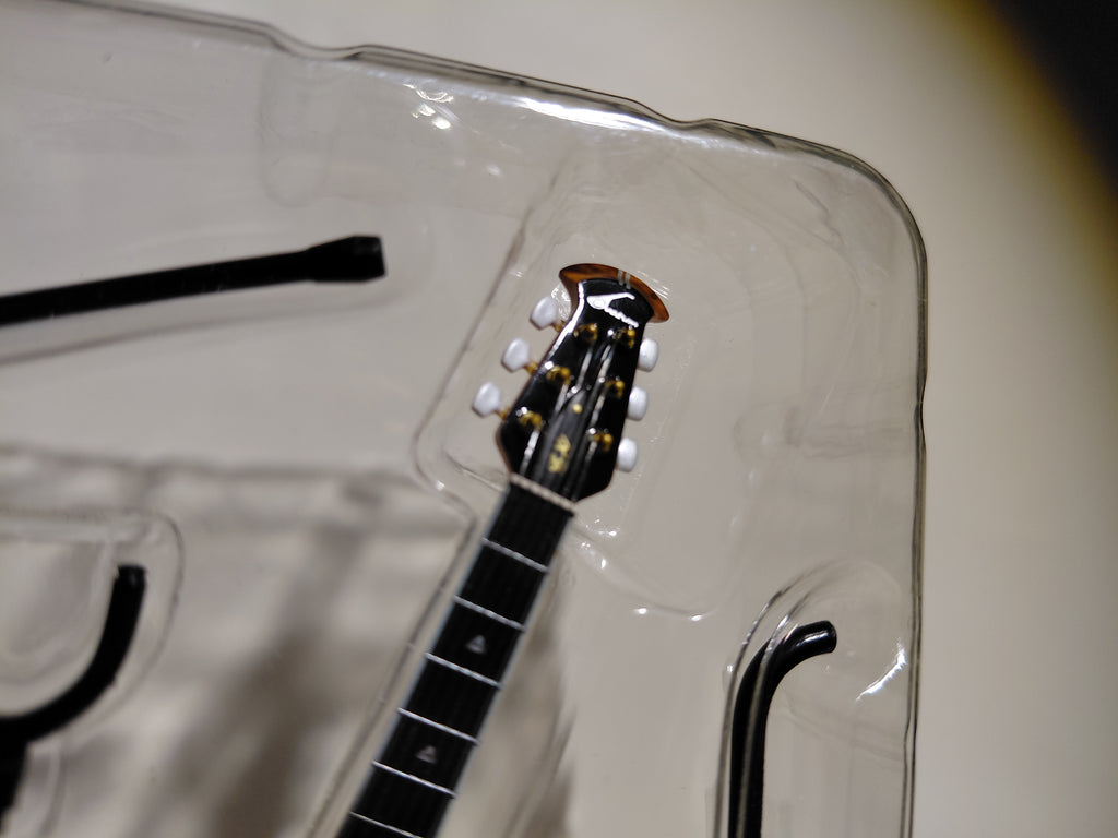 Ovation Guitar Collection - Custom Elite C2078LX-RTD scale 1/8 Media Factory
