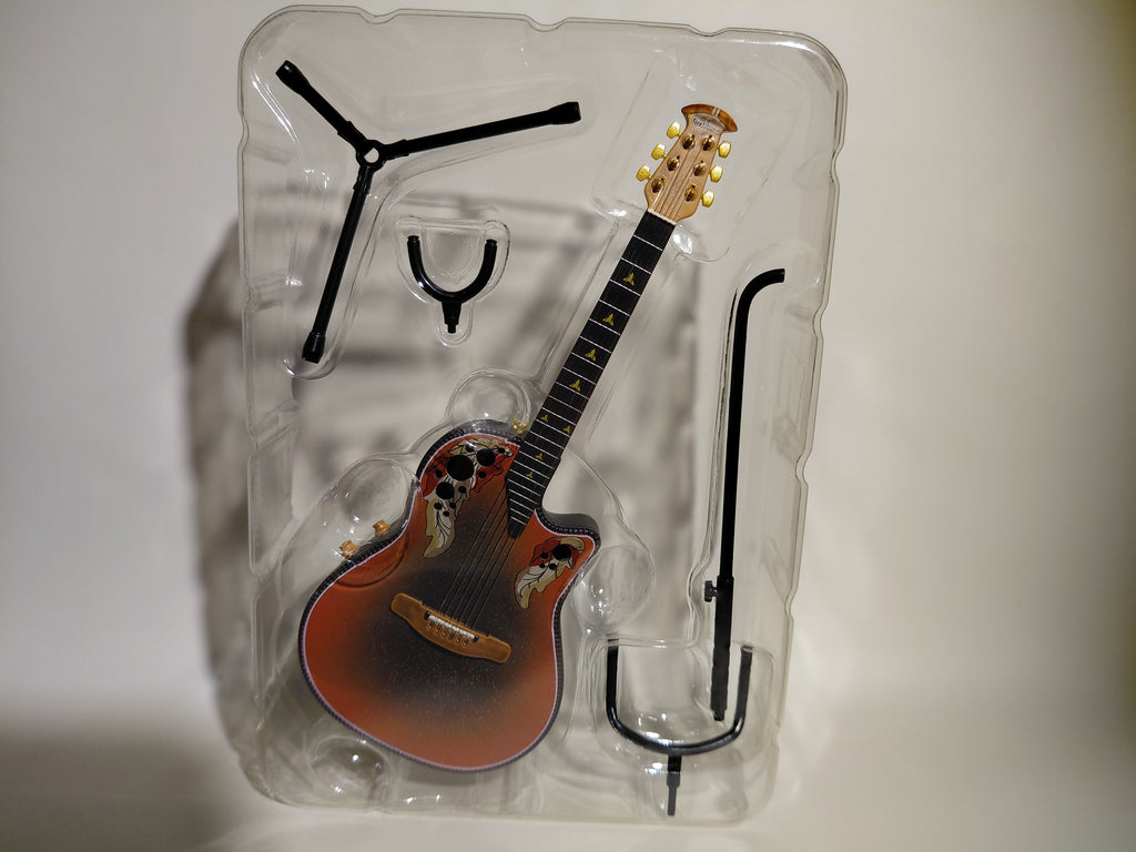Ovation Guitar Collection - Ovation Adamas II 1581-2 scale 1/8 Media Factory