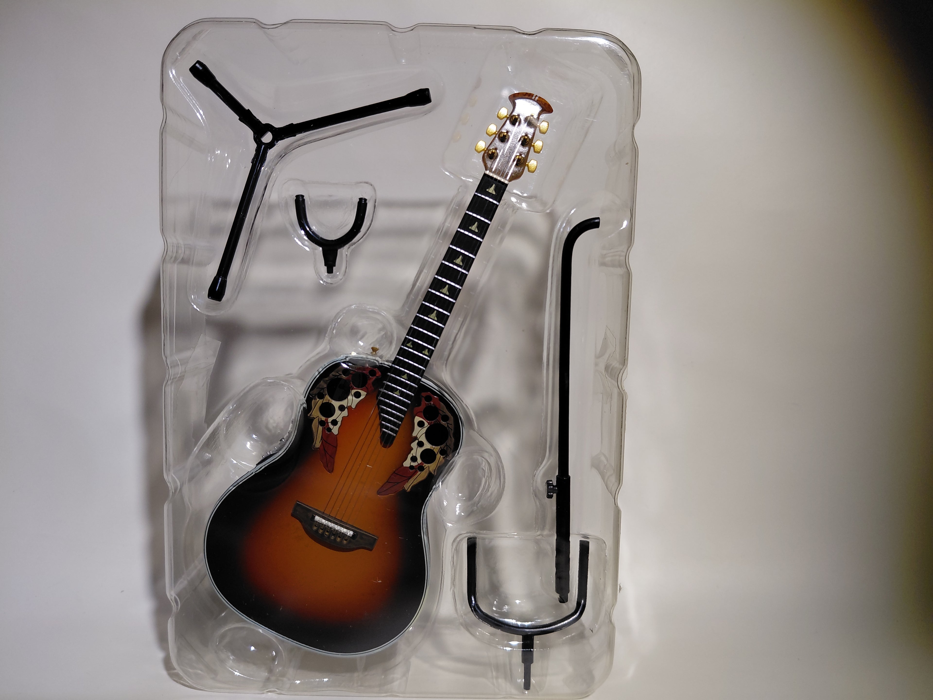 Ovation Guitar Collection - Traditional Elite 1718-1 scale 1/8 Media Factory