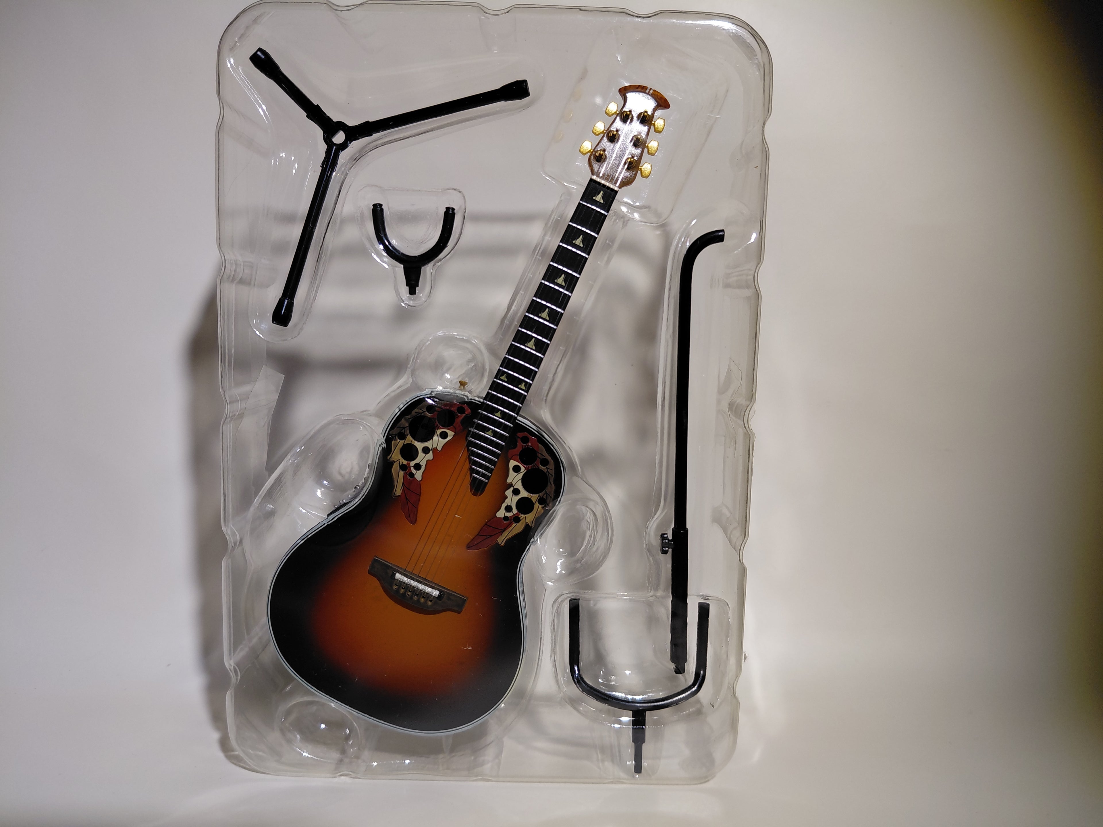 Ovation Guitar Collection - Traditional Elite 1718-1 scale 1/8 Media Factory