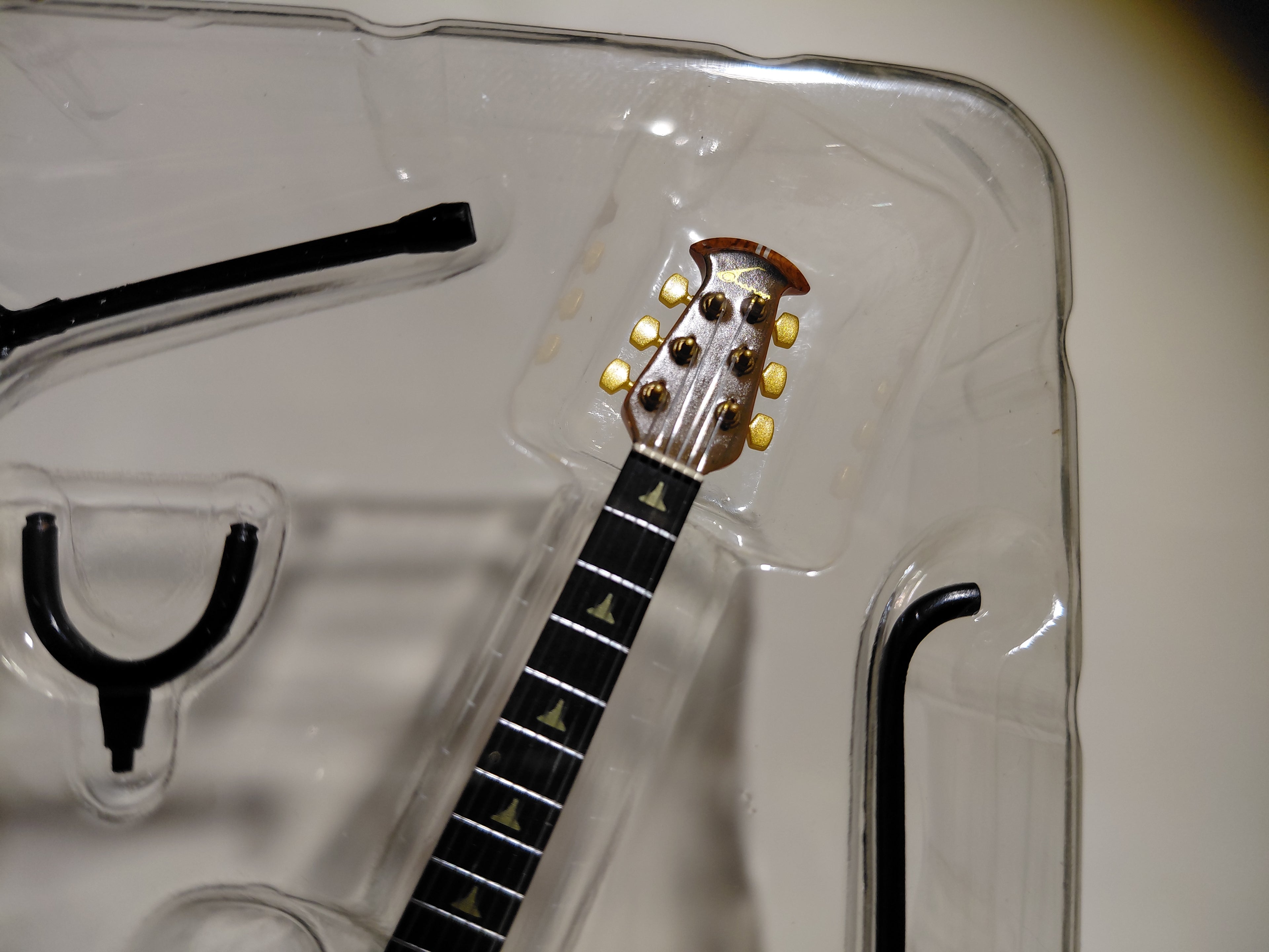 Ovation Guitar Collection - Traditional Elite 1718-1 scale 1/8 Media Factory