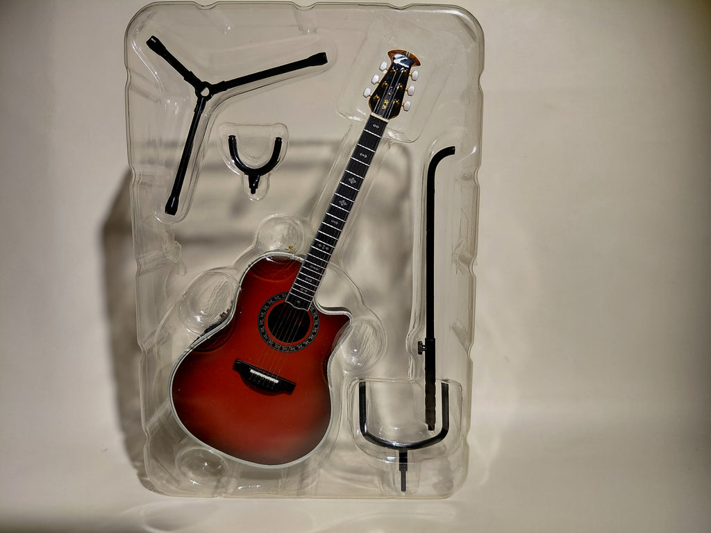Ovation Guitar Collection - Custom Legend C2079 LX-CCB scale 1/8 Media Factory