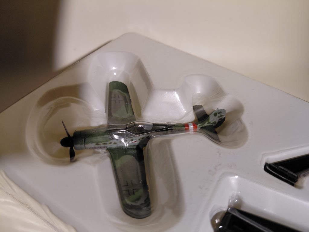 Takara 1/144 World's Masterpiece Aircraft - Fw190D-9 Major Barkhorn