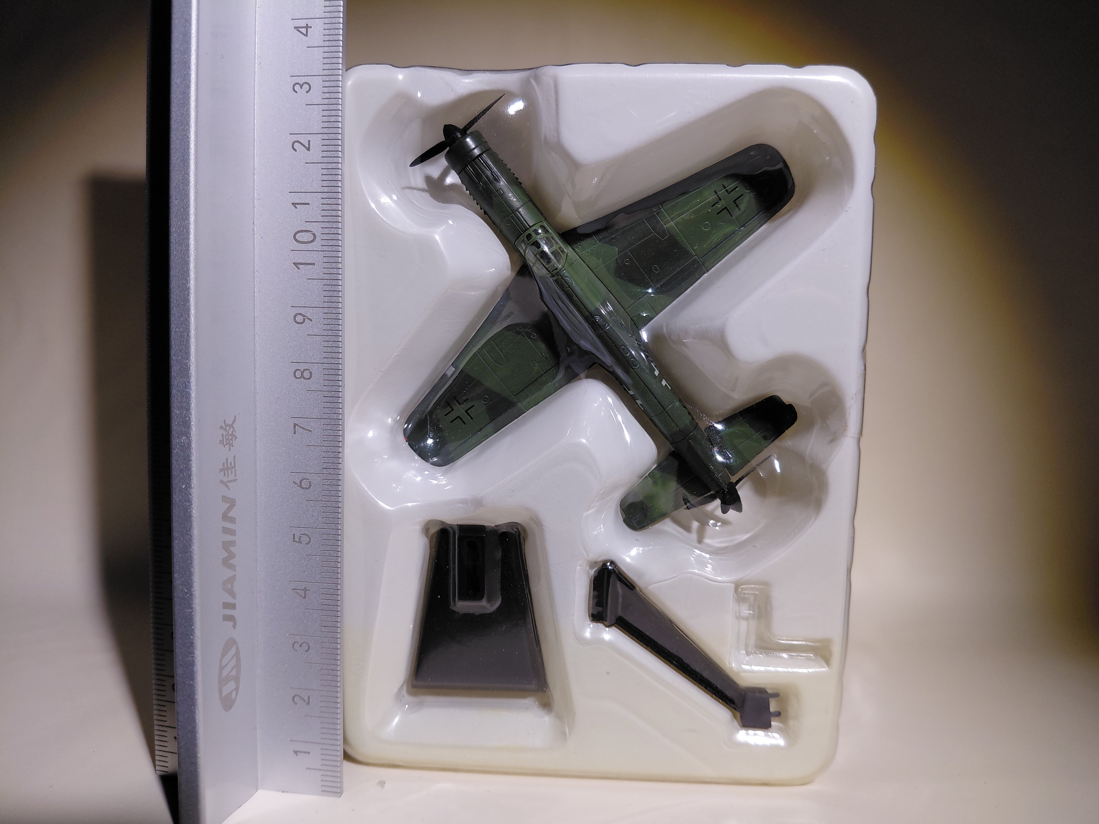 TAKARA 1/144 World's Masterpiece Aircraft - Dornier German Air Force Fighter Dornier Do335A-02 Pre-production No. 2 Splitter CamouflageD-9, Lieutenant Colonel Gerhard Michalski's aircraft (Copy)