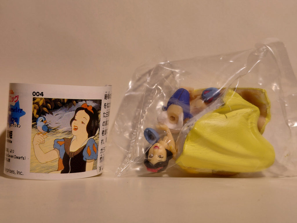 Miniature Disney Choco Party Series 1 Furuta #S01 Special Edition SP Secret Princess Snow with Poison Apple