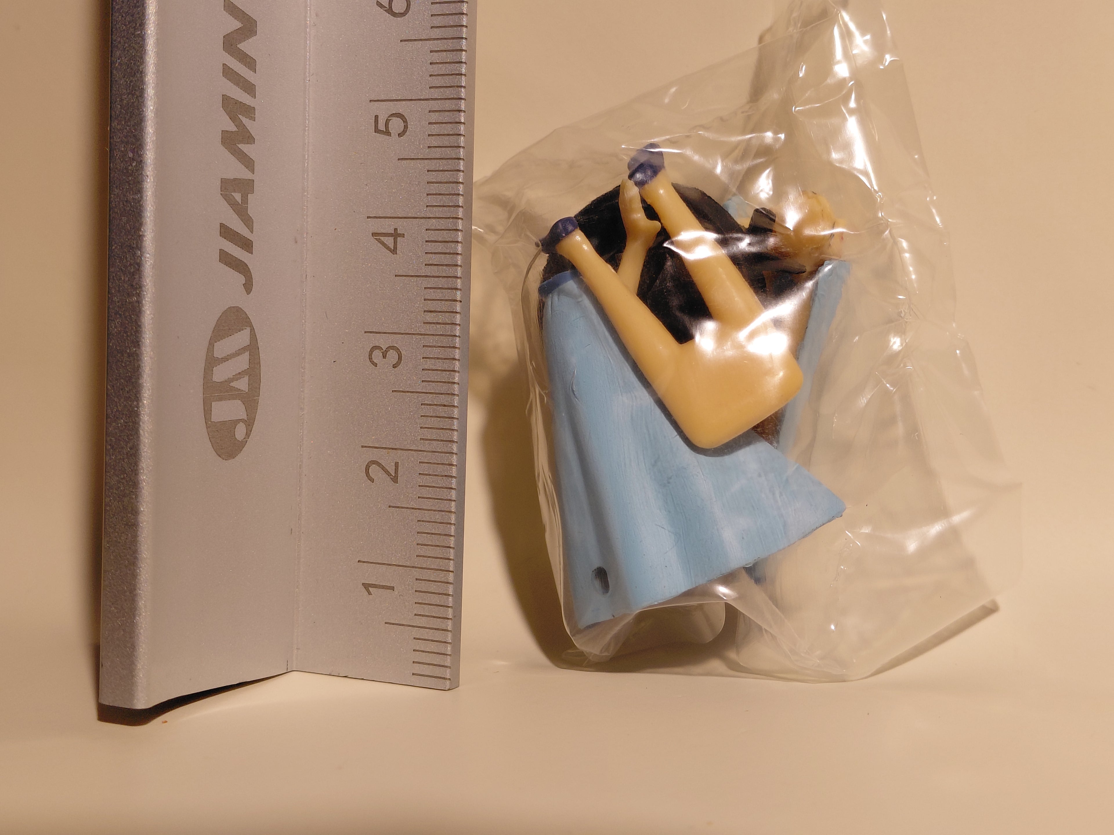 Miniature Disney Choco Party Series 1 Furuta #013 Wendy