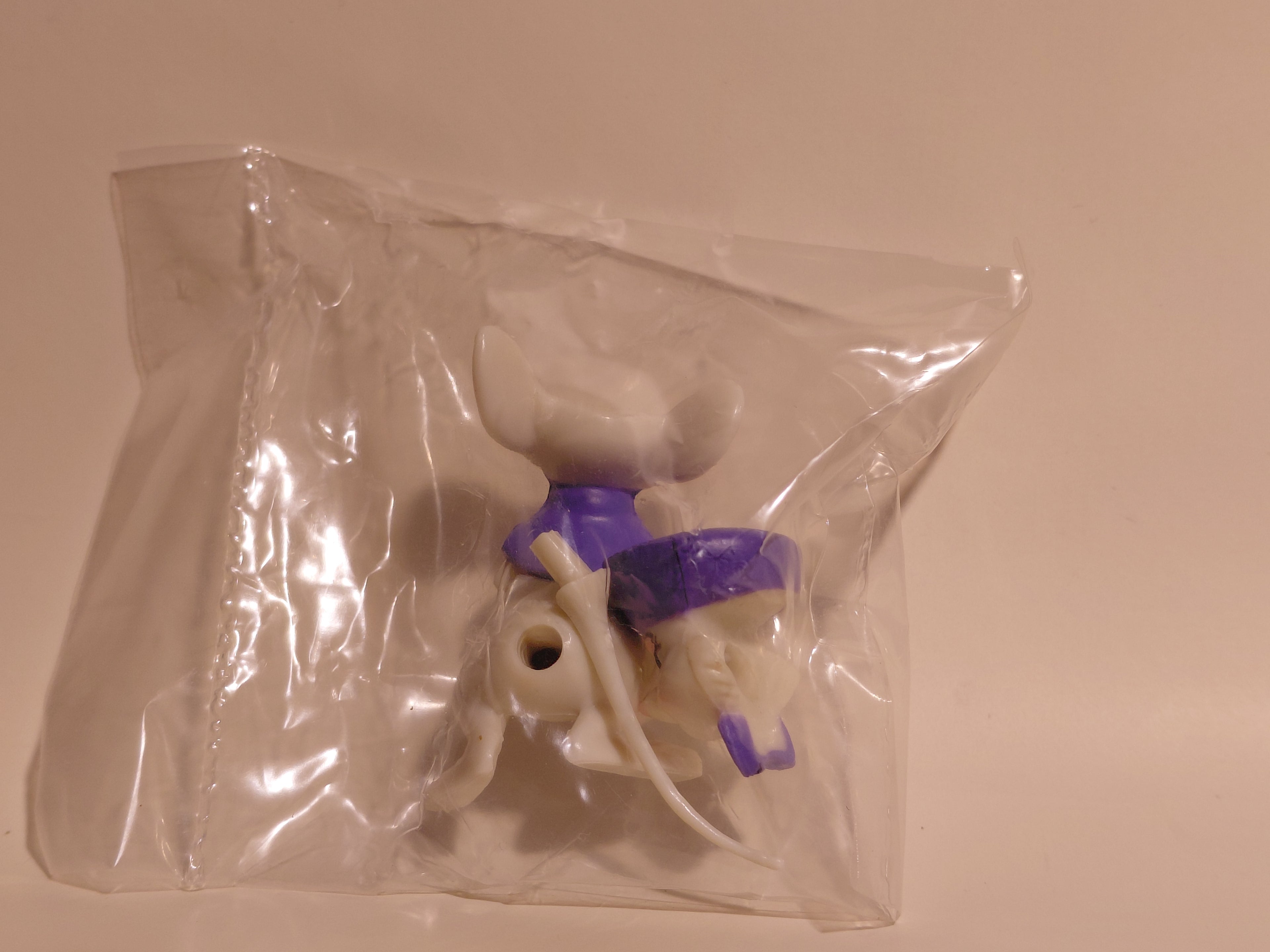 Miniature Disney Choco Party Series 1 Furuta #017 The Rescuers - Bianca