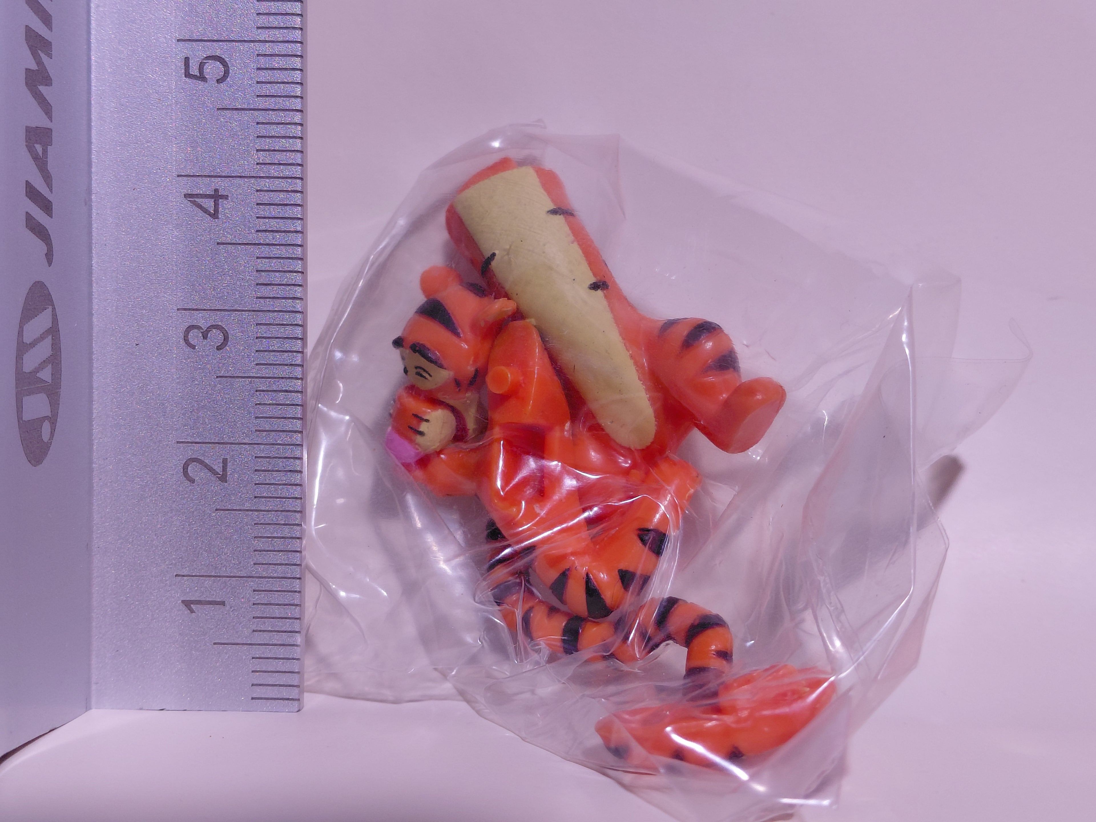 Miniature Disney Choco Party Series 1 Furuta #003 Tigger