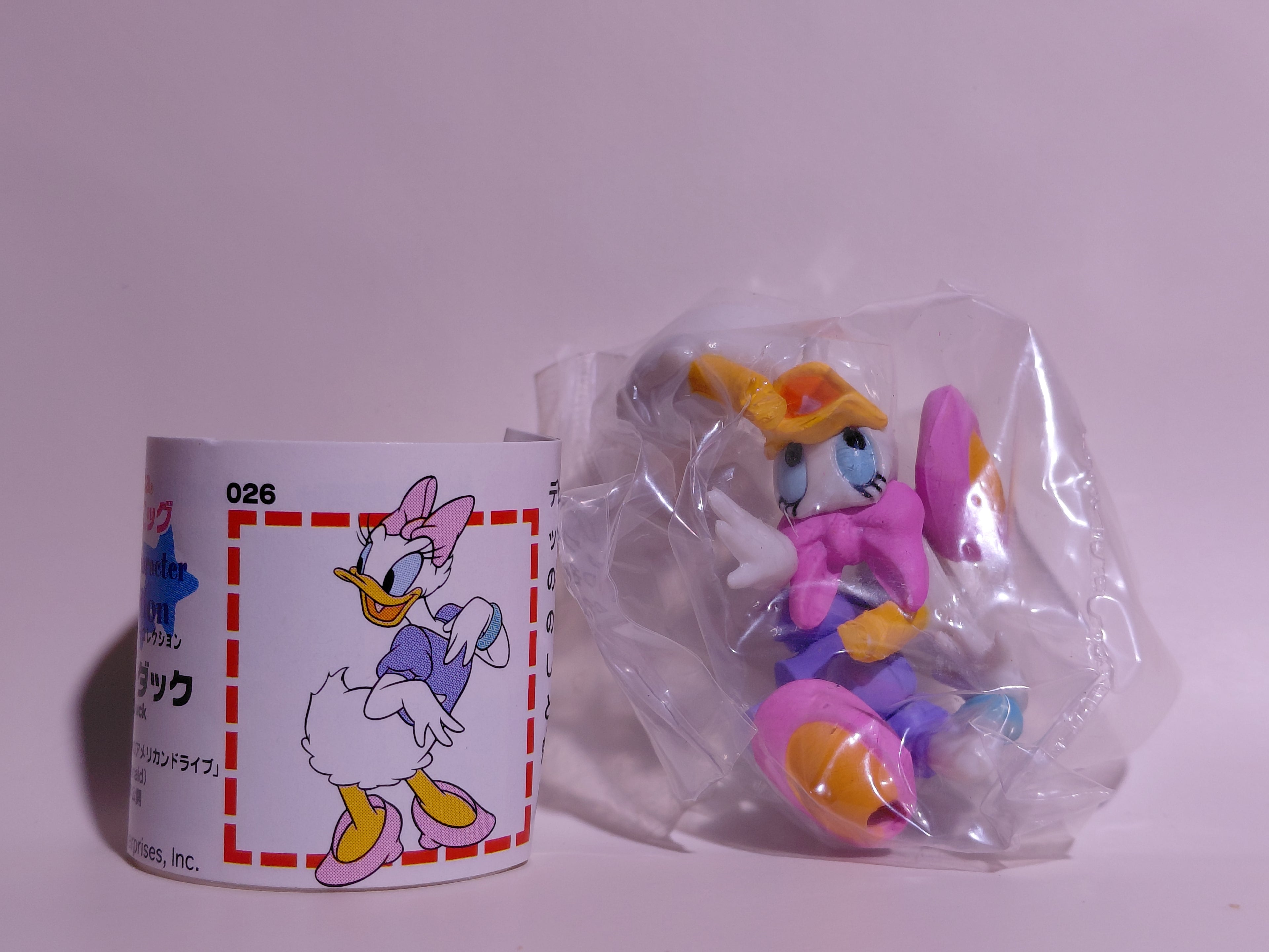 Miniature Disney Choco Party Series 2 Furuta #026  Rare, hard-to-find, vintage Disney Daisy