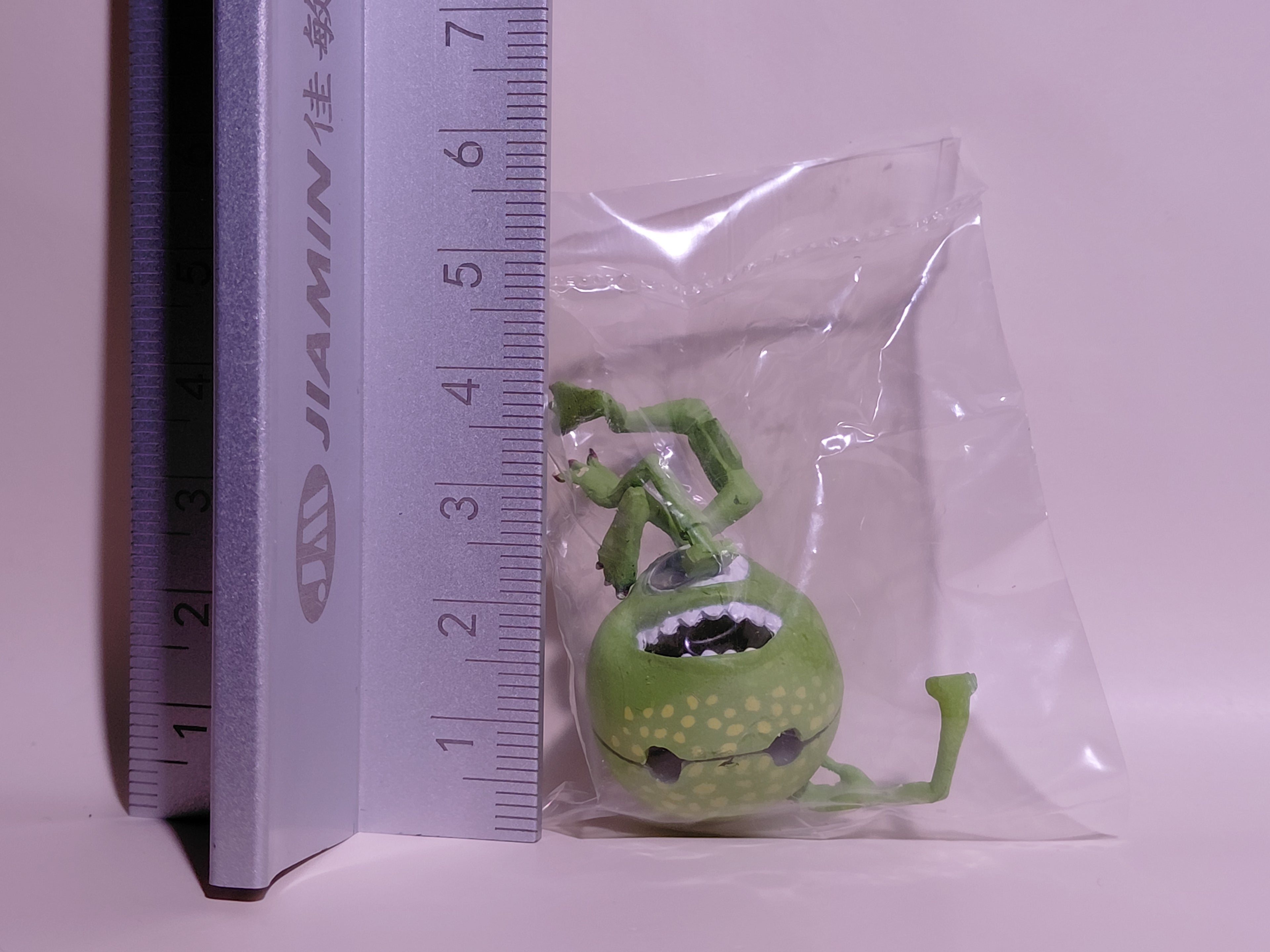 Miniature Disney Choco Party Tomy #069 Disney Pixar- Mike