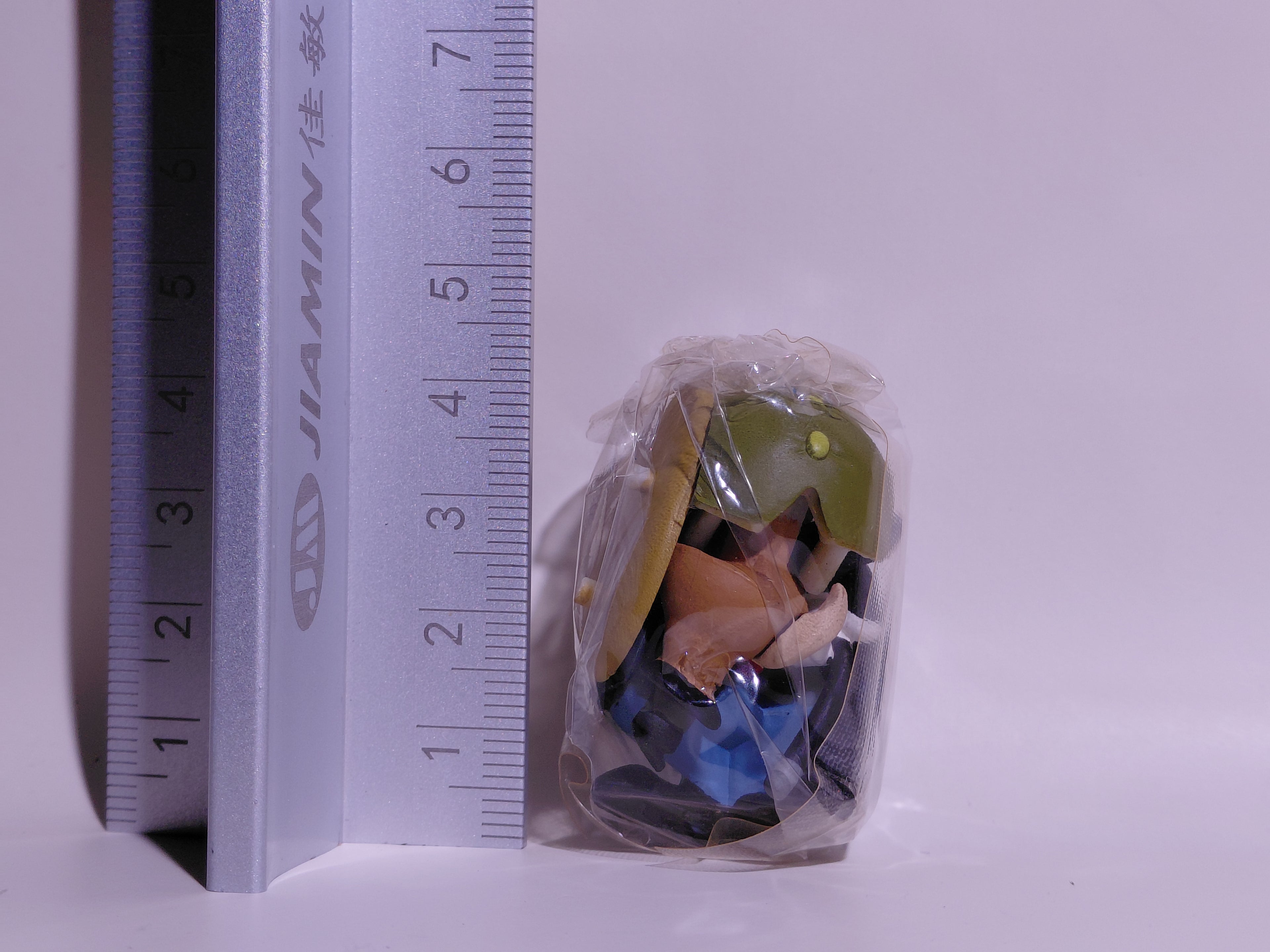 Miniature Disney Choco Party Tomy #132 Walrus "Alice in Wonderland"