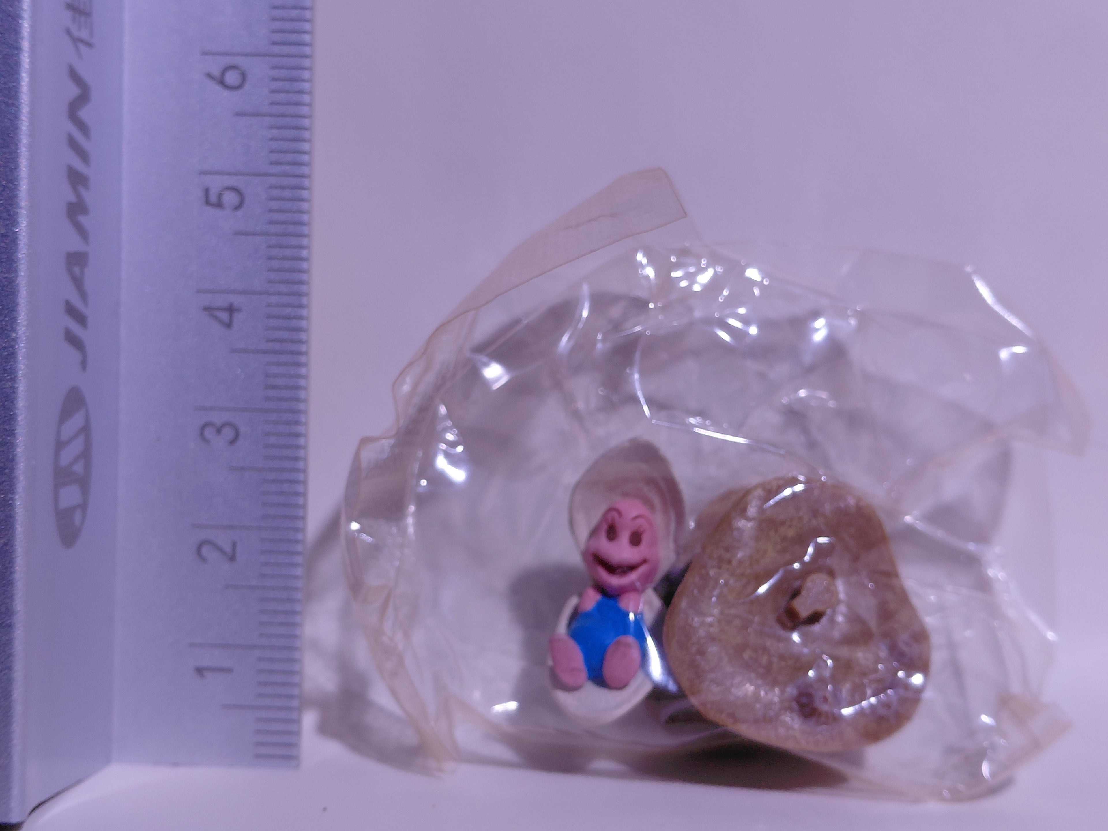 Miniature Disney Choco Party Tomy #133 Baby Oysters