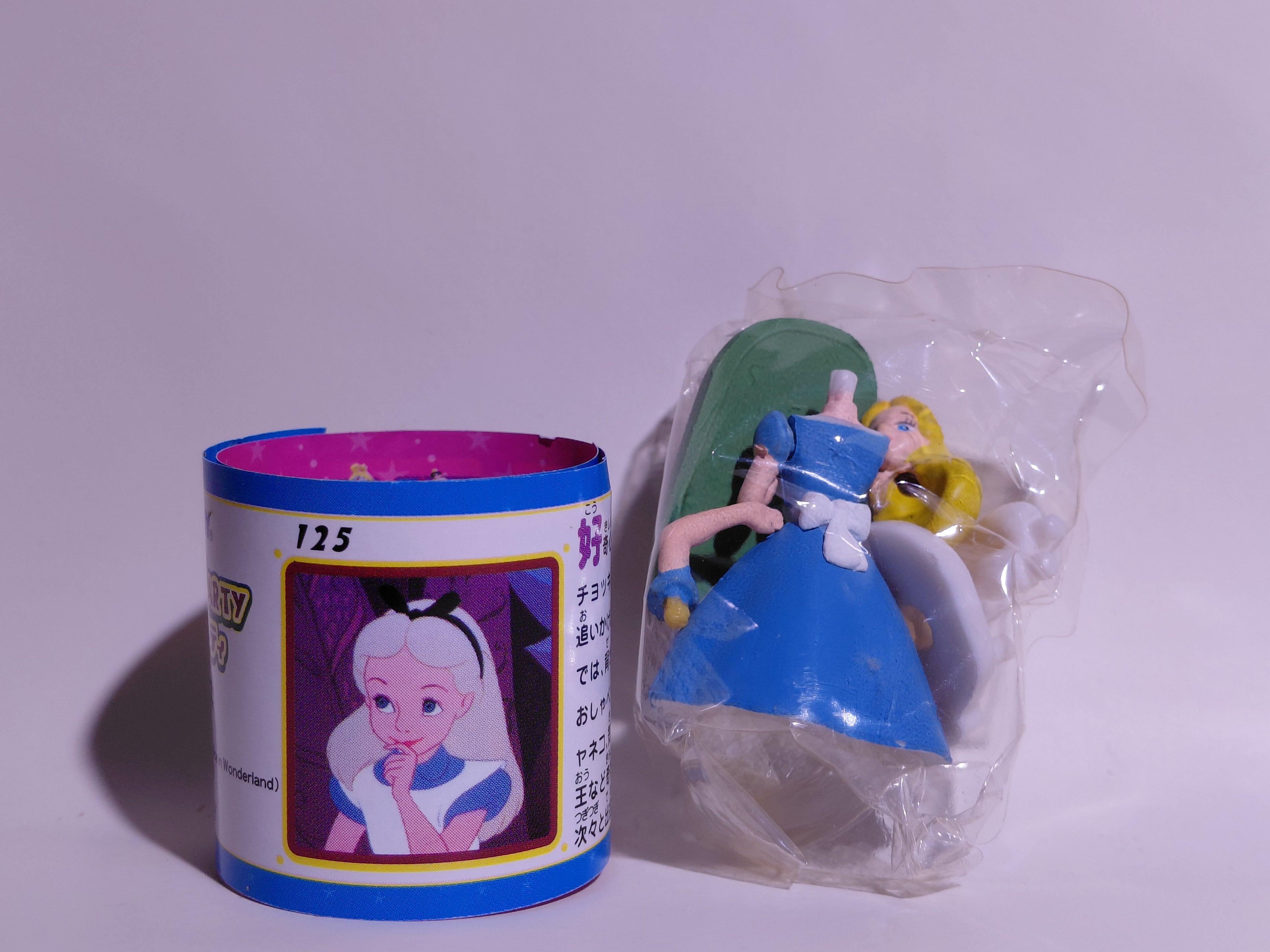 Miniature Disney Choco Party Tomy #125 Alice in Wonderland - Alice