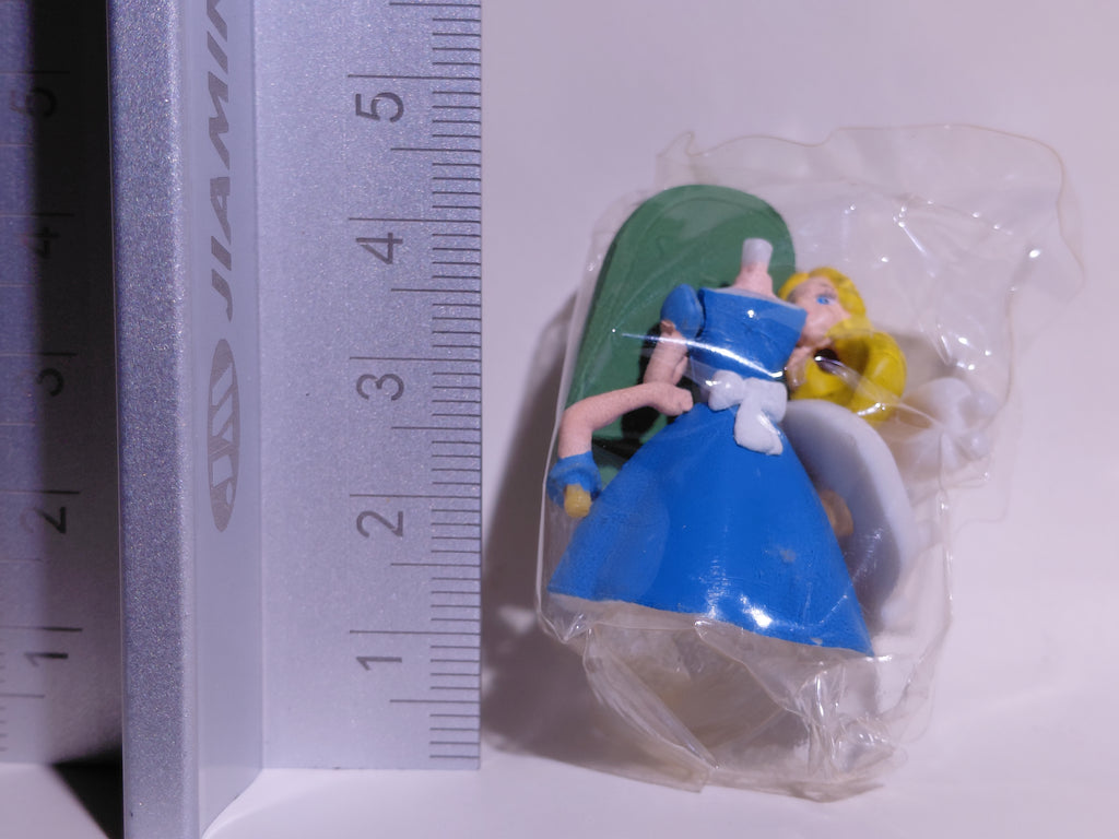 Miniature Disney Choco Party Tomy #125 Alice in Wonderland - Alice
