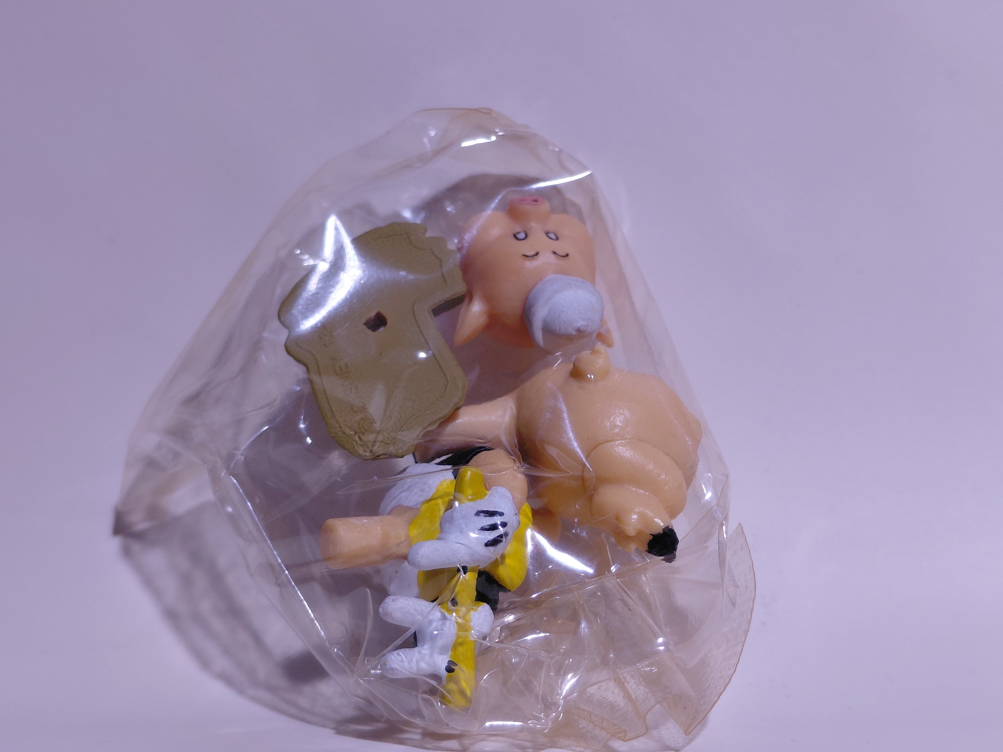 Miniature Disney Choco Party Tomy #134 Fifer Pig "The Three Little Pigs"