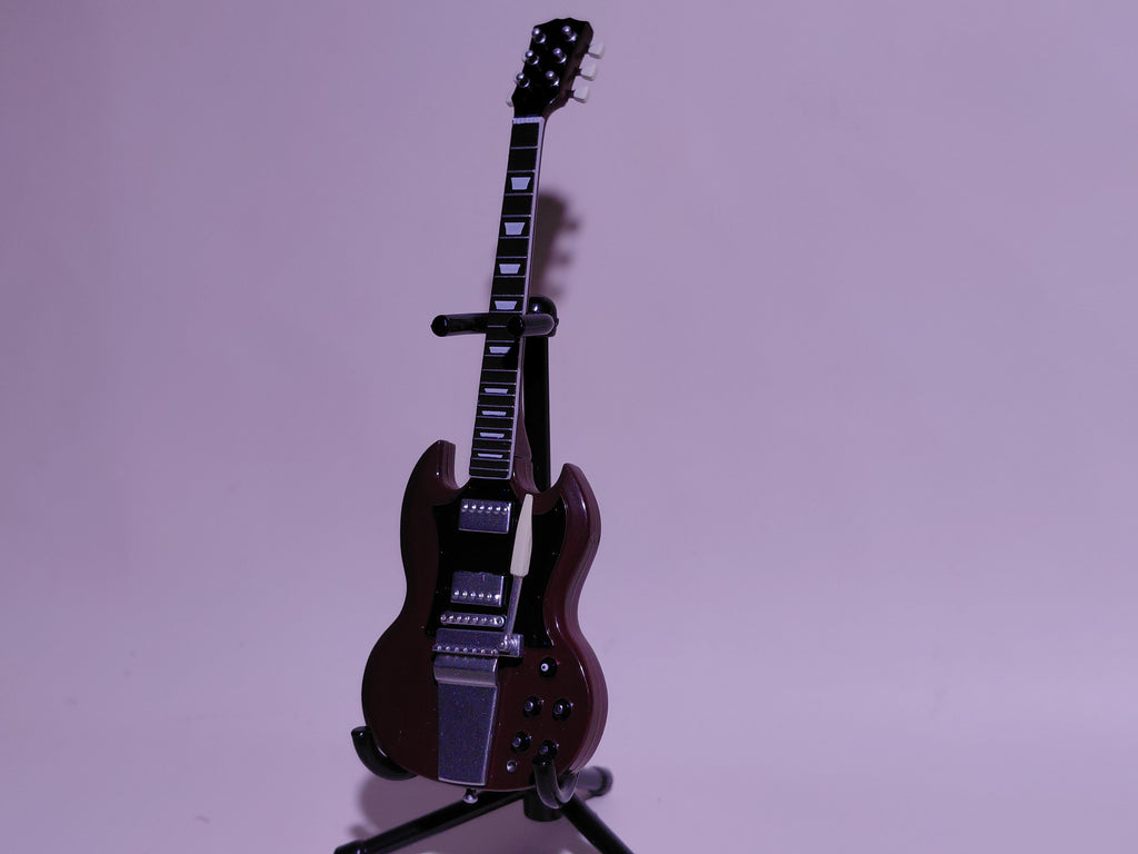 BECK Guitar Collection SG Type Figure Includes guitar and stand