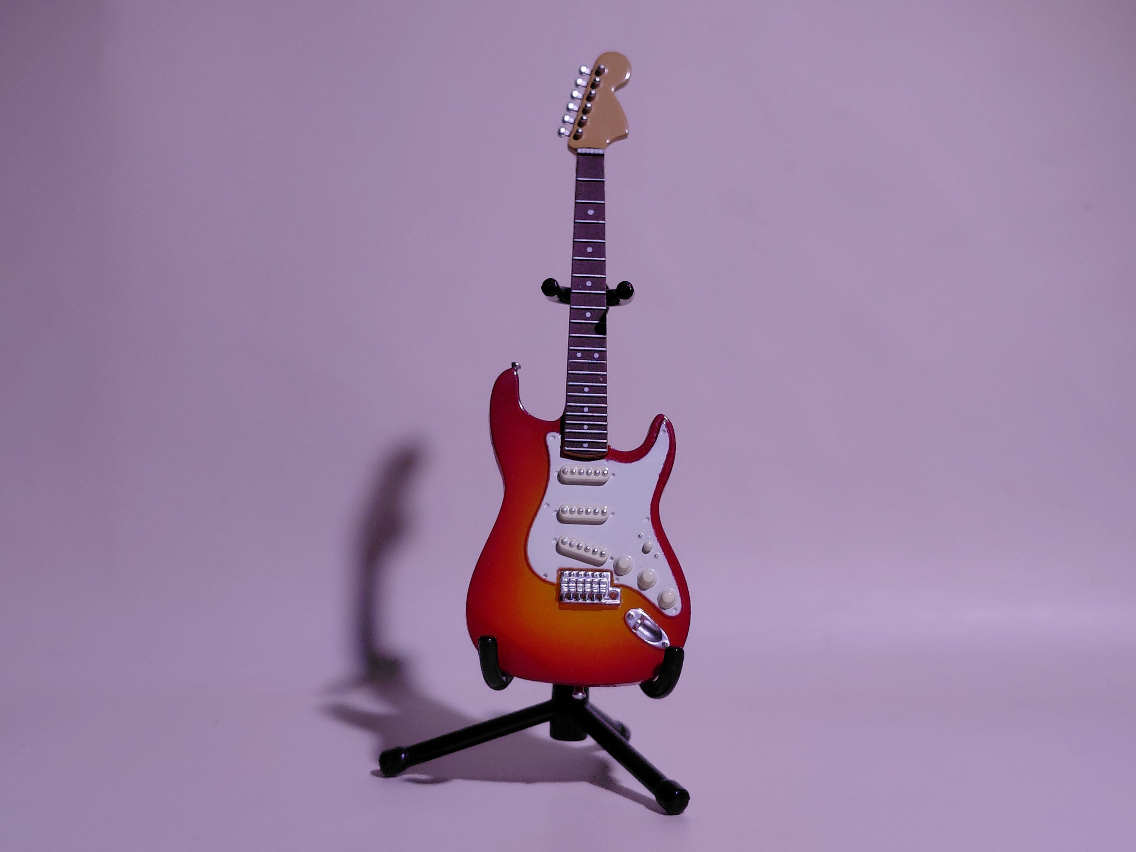 BECK Guitar Collection Hyodo Model (Stratocaster Type B)Figure Includes guitar and stand