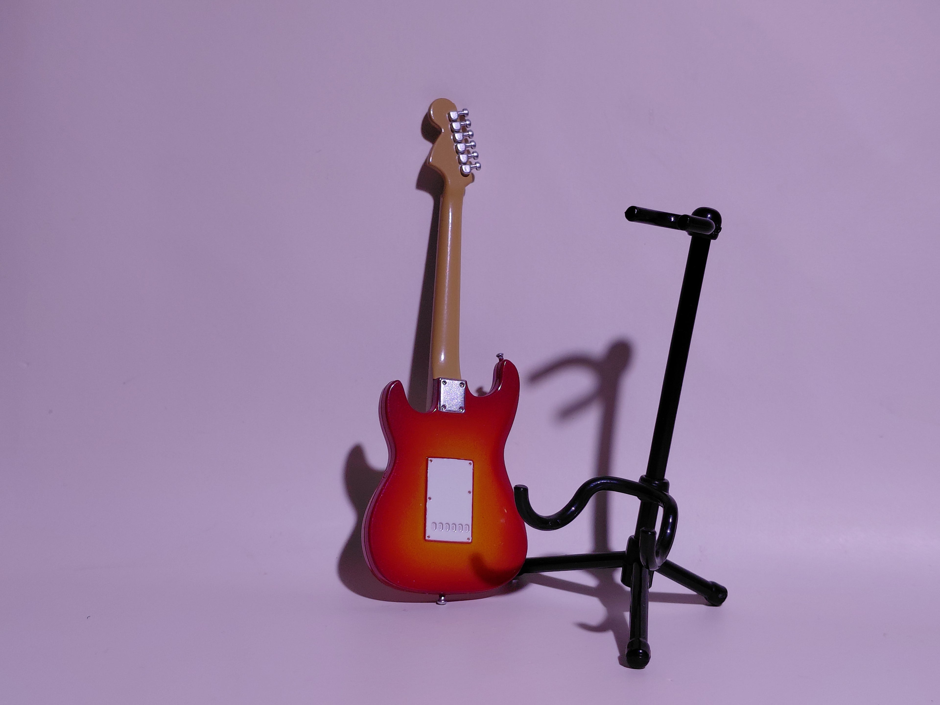 BECK Guitar Collection Hyodo Model (Stratocaster Type B)Figure Includes guitar and stand