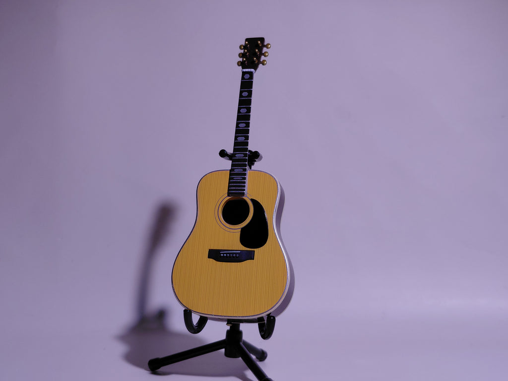 BECK Guitar Collection Martin Type A Figure Includes guitar and stand