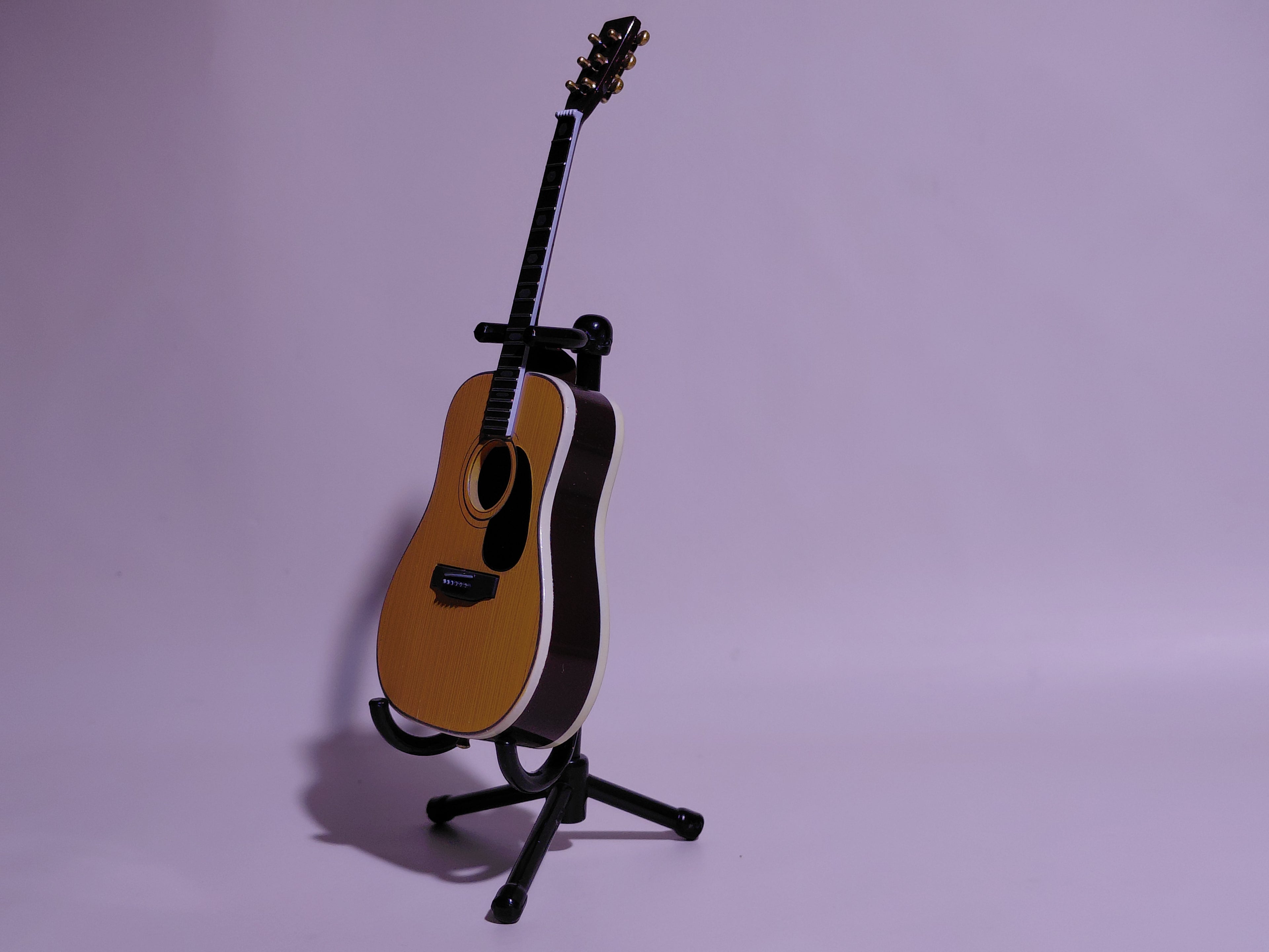 BECK Guitar Collection Martin Type A Figure Includes guitar and stand