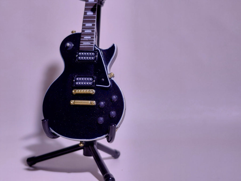 BECK Guitar Collection Les Paul Figure Includes guitar and stand