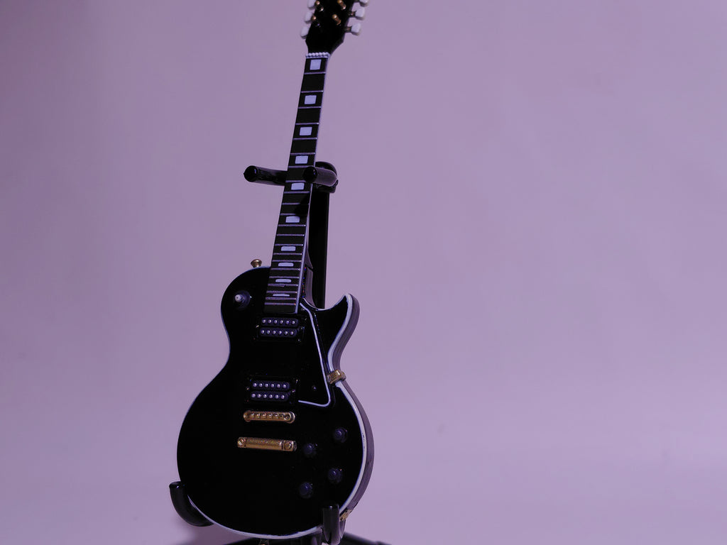 BECK Guitar Collection Les Paul Figure Includes guitar and stand