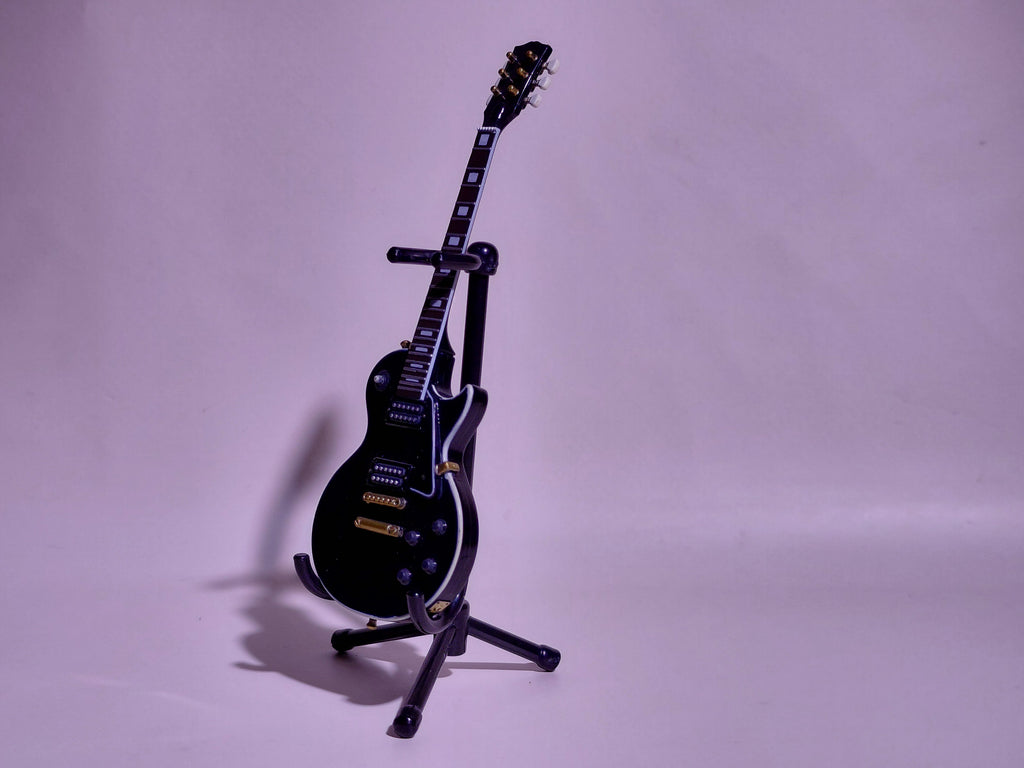 BECK Guitar Collection Les Paul Figure Includes guitar and stand