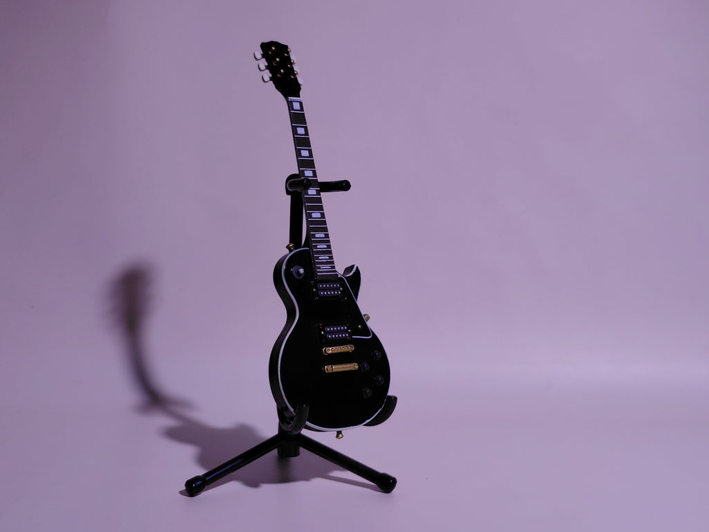 BECK Guitar Collection Les Paul Figure Includes guitar and stand