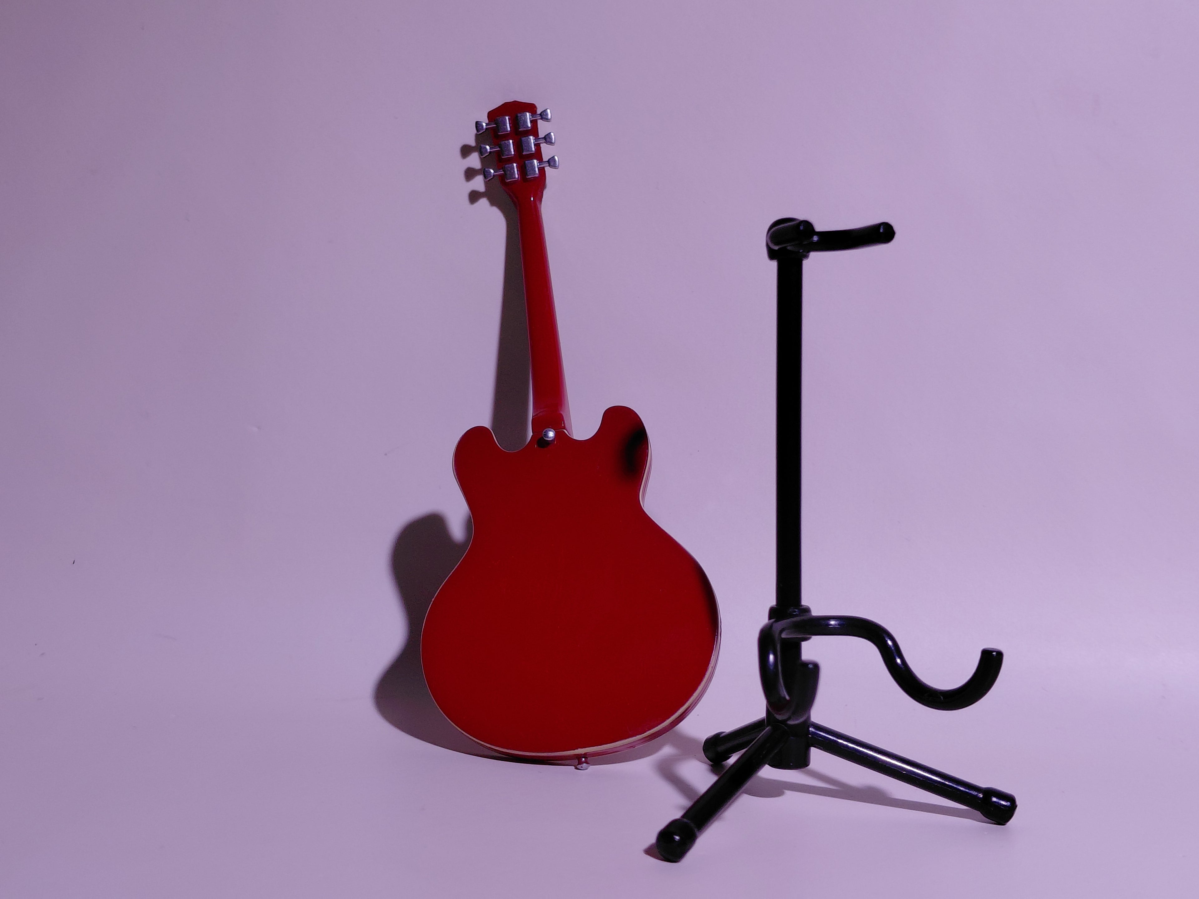 BECK Guitar Collection Gibson ES-335 Figure Includes guitar and stand