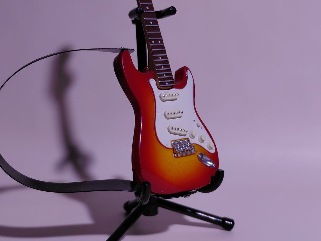 Stratocaster Type B [Hyodo Model] 5th-⑥ ★BECK Guitar Collection - Acoustic Guitar Special - ★Guitar Miniature ★Guitar Figure ★1/12 Scale ★Fender ★Stratocaster
