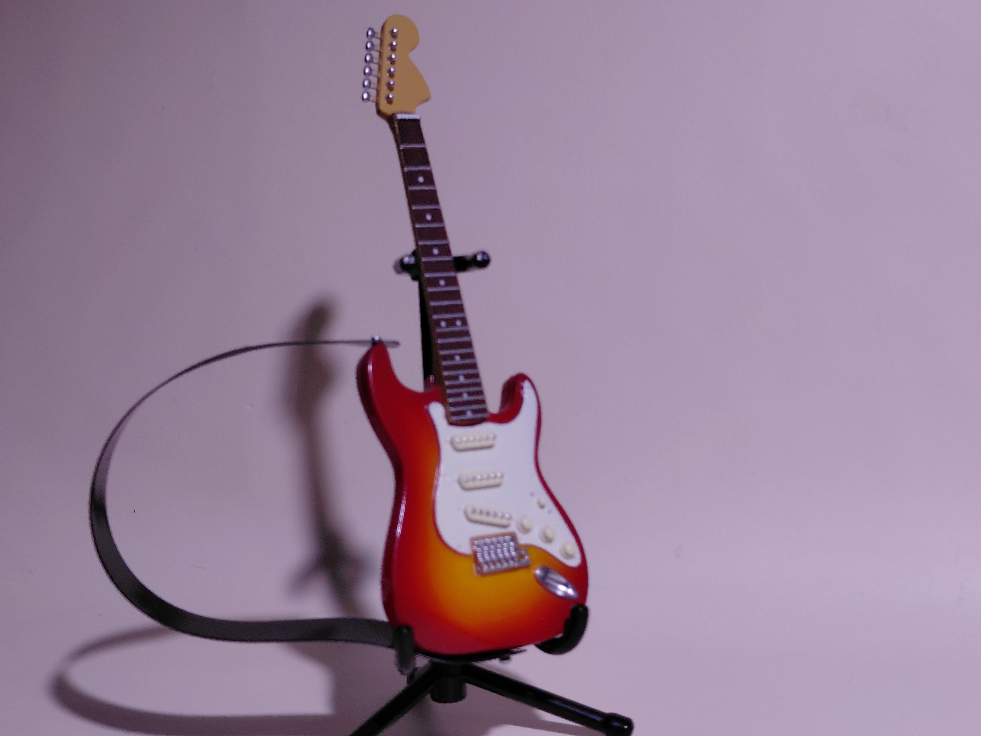 Stratocaster Type B [Hyodo Model] 5th-⑥ ★BECK Guitar Collection - Acoustic Guitar Special - ★Guitar Miniature ★Guitar Figure ★1/12 Scale ★Fender ★Stratocaster