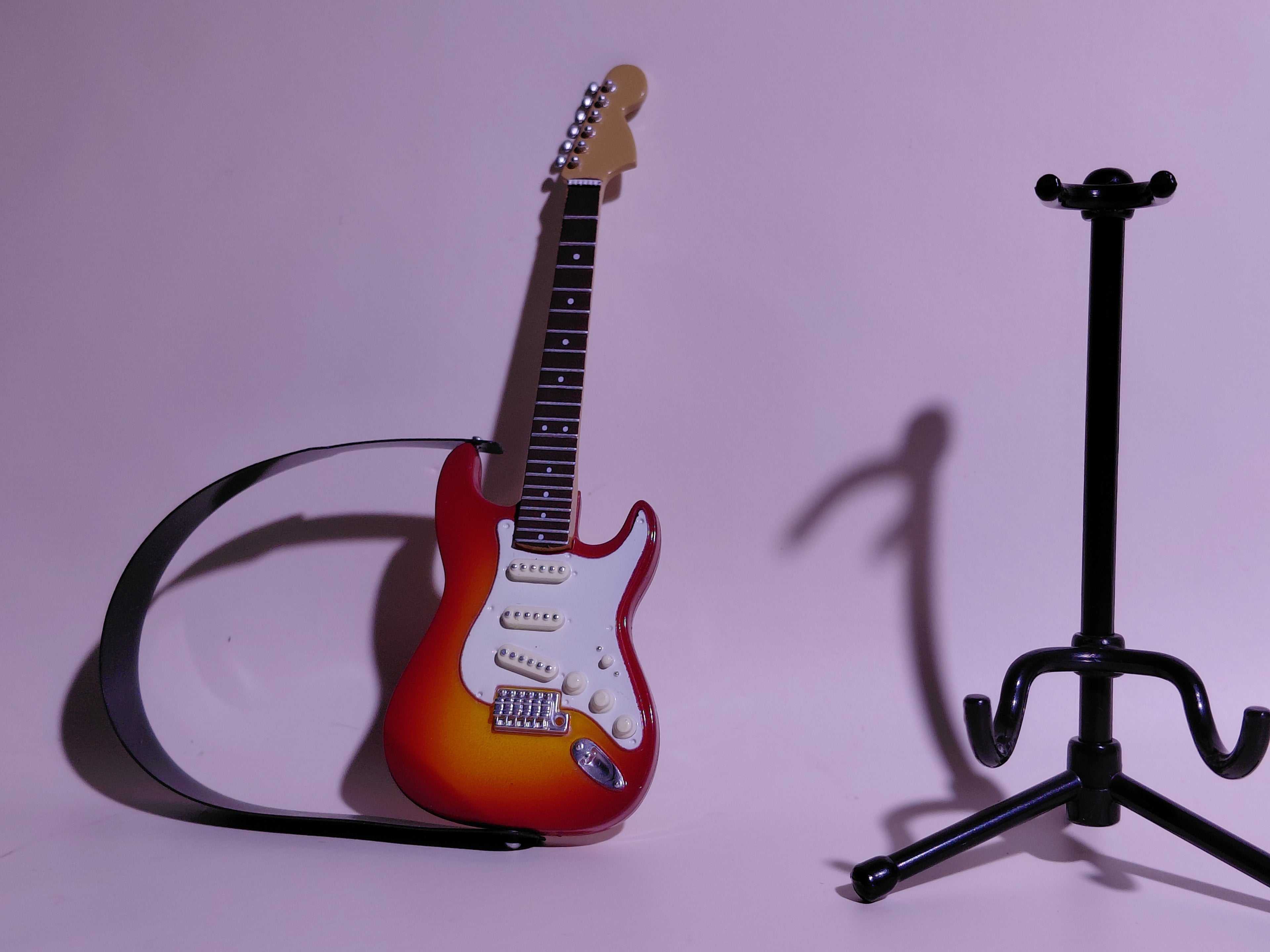 Stratocaster Type B [Hyodo Model] 5th-⑥ ★BECK Guitar Collection - Acoustic Guitar Special - ★Guitar Miniature ★Guitar Figure ★1/12 Scale ★Fender ★Stratocaster