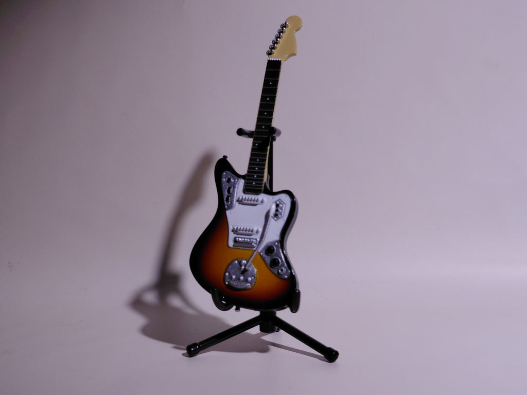 BECK Guitar Collection Jaguar Type 3 Figure Includes guitar and stand