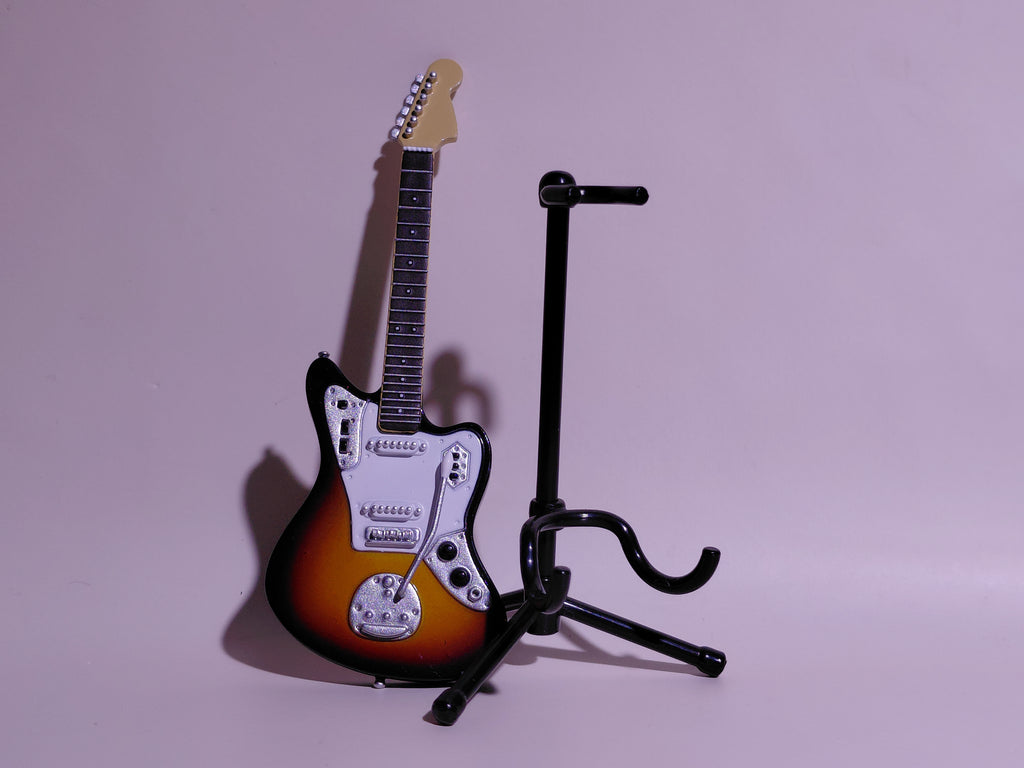 BECK Guitar Collection Jaguar Type 3 Figure Includes guitar and stand