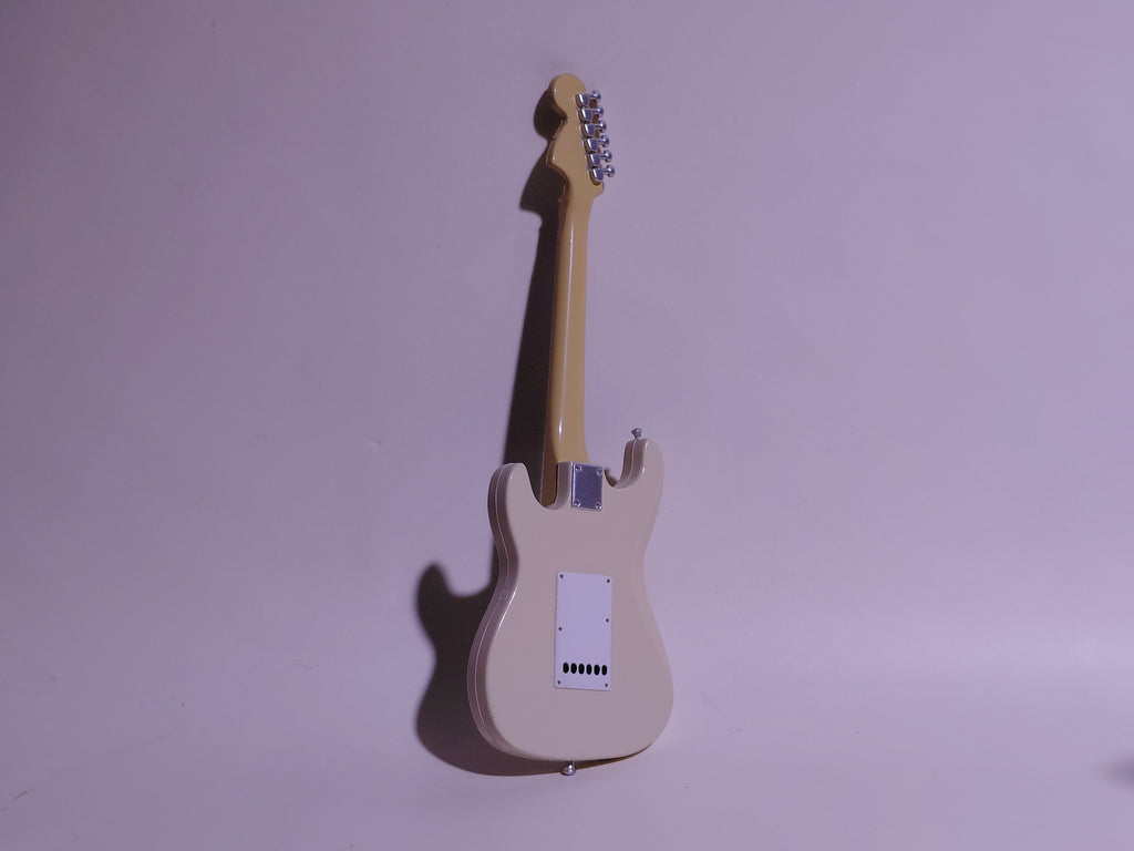 BECK Guitar Collection Ryusuke "MACHINE GUN Left-Handed" Model (Stratocaster Type) Includes guitar and stand
