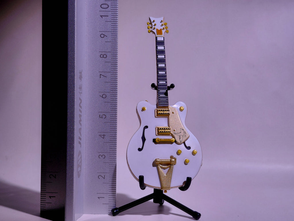 BECK Guitar Collection White Falcon Figure Includes guitar and stand