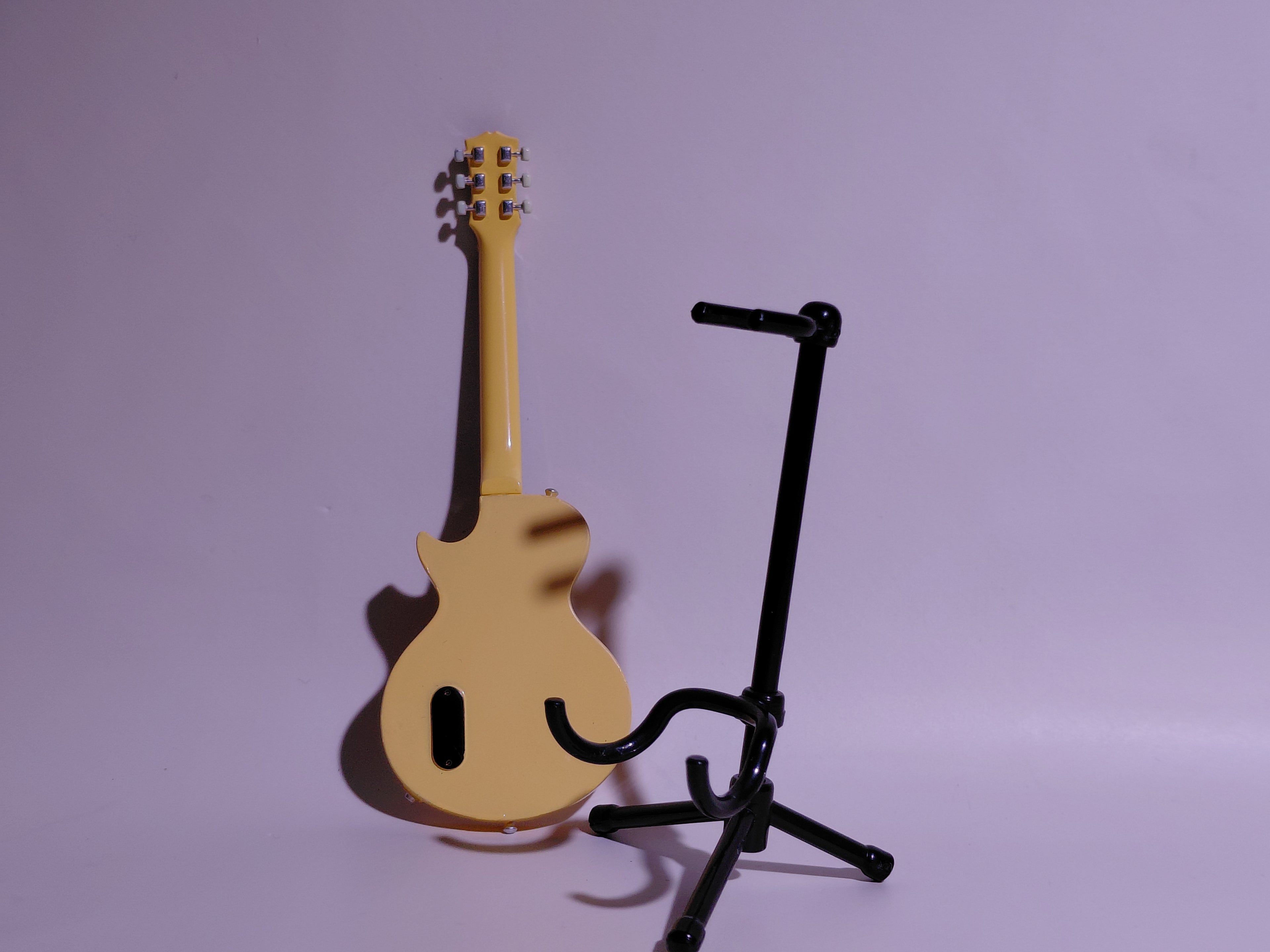 BECK Guitar Collection Electric Guitar, Les Paul Jr. Type, TV Yellow Includes guitar and stand