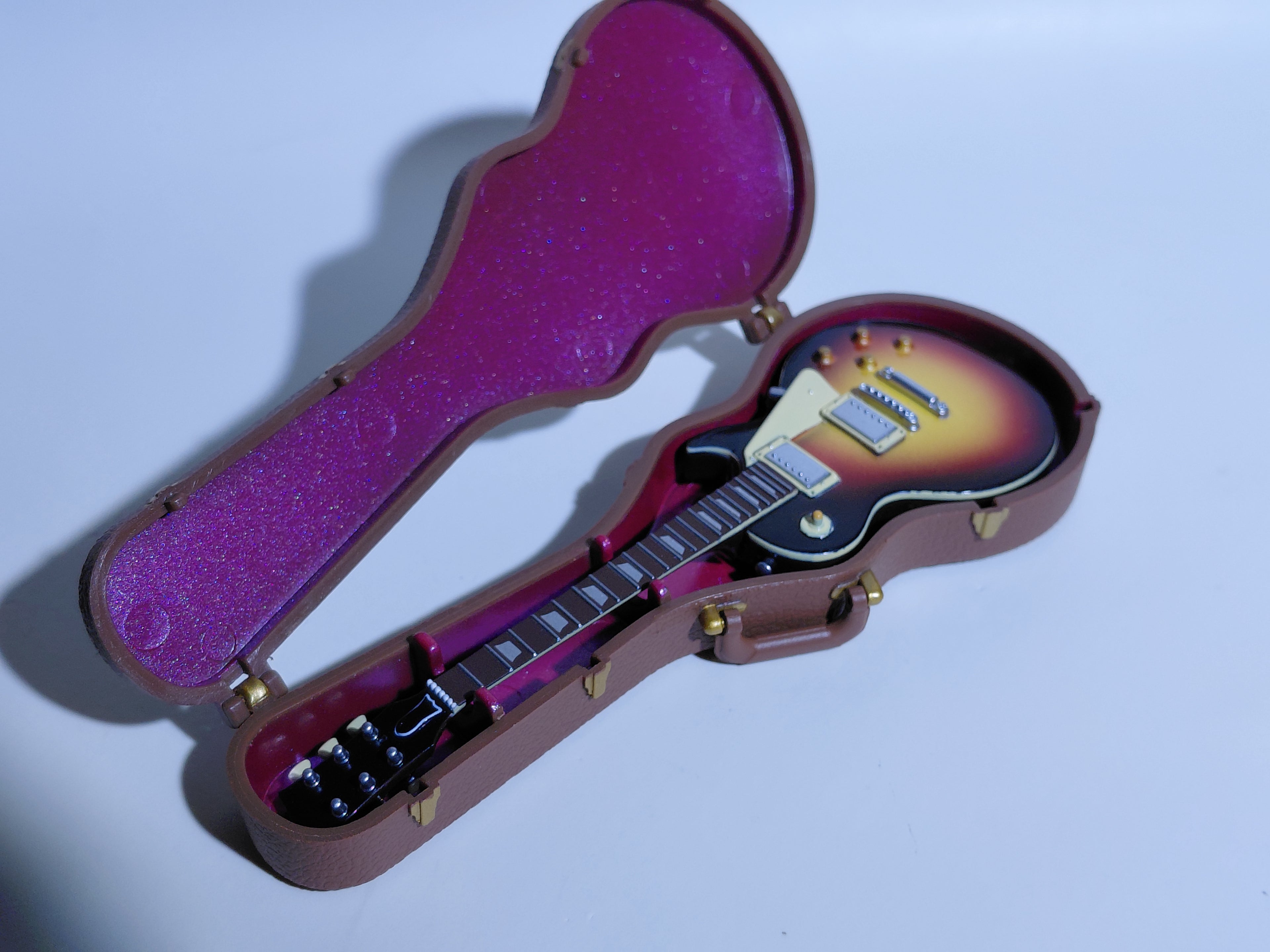 BECK Guitar Collection Ryusuke Model (Les Paul Type) Includes guitar and stand + Case (Sp)