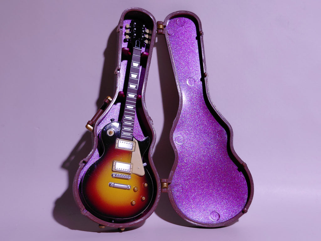 BECK Guitar Collection Ryusuke Model (Les Paul Type) Includes guitar and stand + Case (Sp)