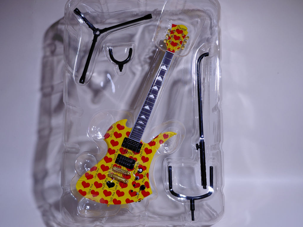 Burny MG-YH "Yellow Heart" ~hide Guitar Collection~ 1/8 Scale Official Guitar Figure ☆hide Guitar Collection ☆hide Figure FERNANDES