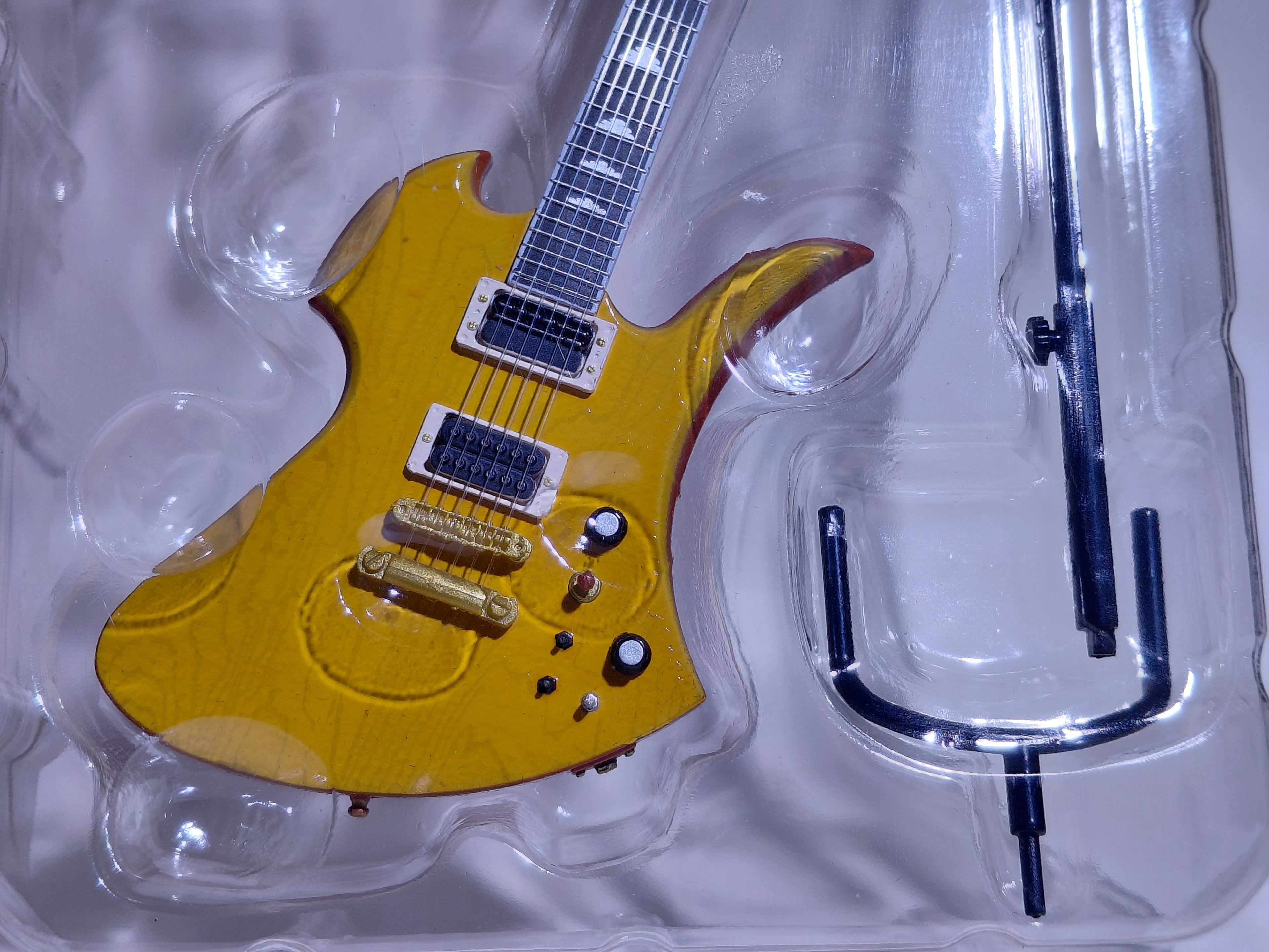 Burny MG-LD Lemon Drop ~hide Guitar Collection~ 1/8 Scale Official Guitar Figure ☆hide Guitar Collection ☆hide Figure FERNANDES