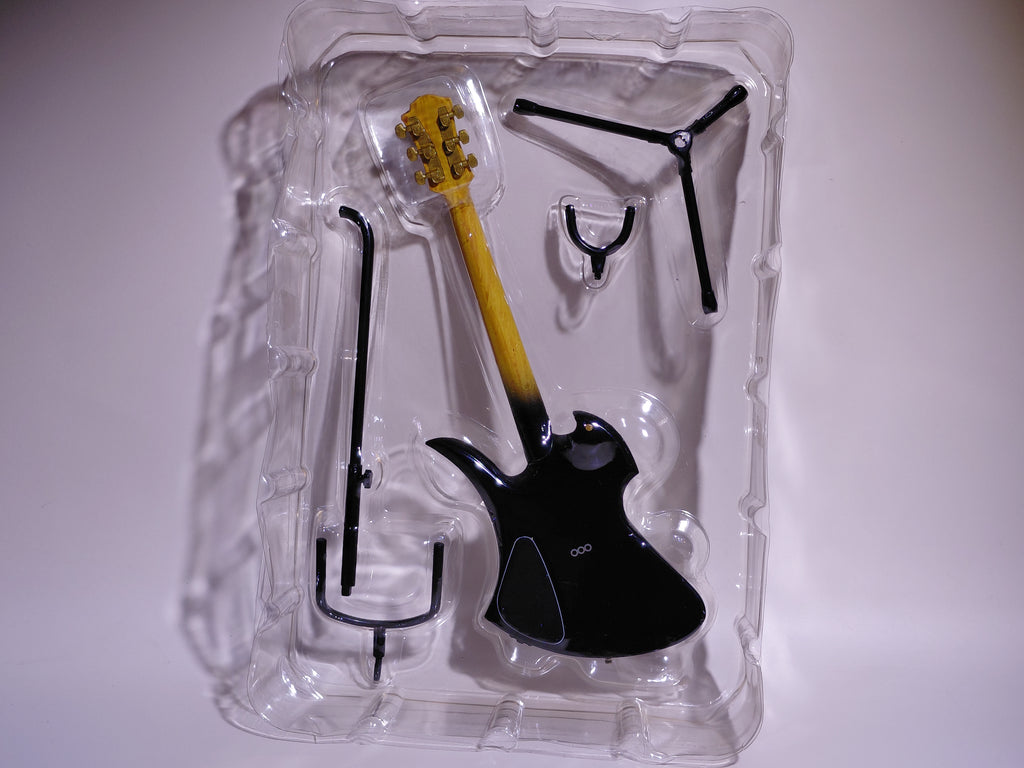 MG-X "Paint"~hide Guitar Collection~ 1/8 Scale Official Guitar Figure ☆hide Guitar Collection ☆hide Figure FERNANDES (Copy)
