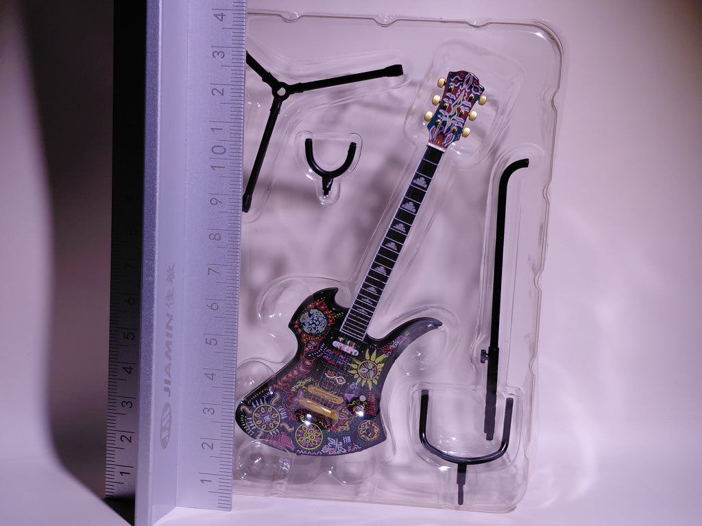 MG-X "Paint"~hide Guitar Collection~ 1/8 Scale Official Guitar Figure ☆hide Guitar Collection ☆hide Figure FERNANDES (Copy)